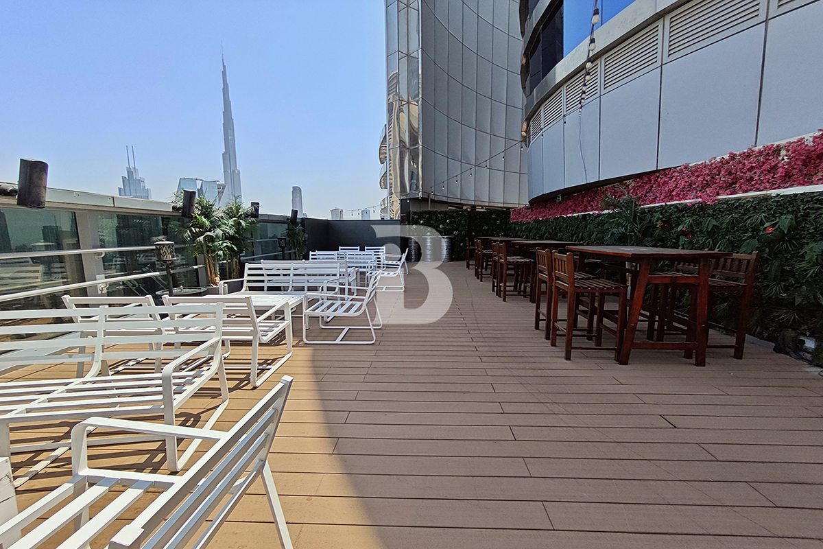 OPEN AIR LOUNGE | FURNISHED | ALCOHOL PERMIT