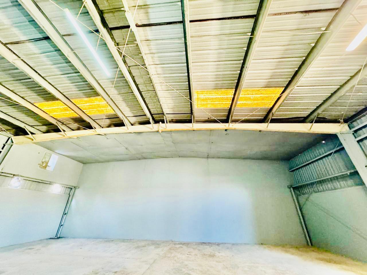 Next to E 611 | 90KW | 8m Height | Warehouse