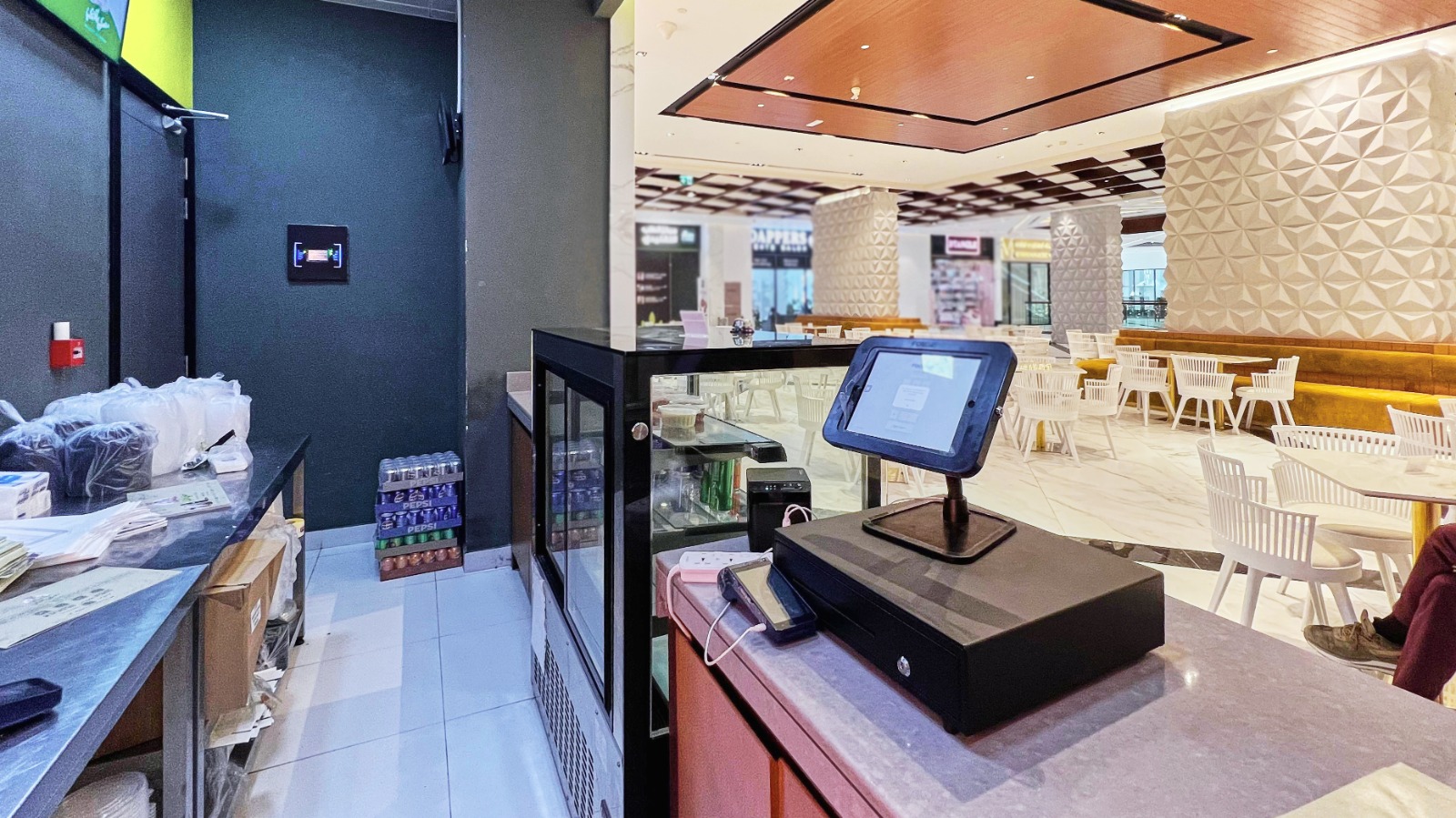 Road Facing | Food court | Multiple Sizes