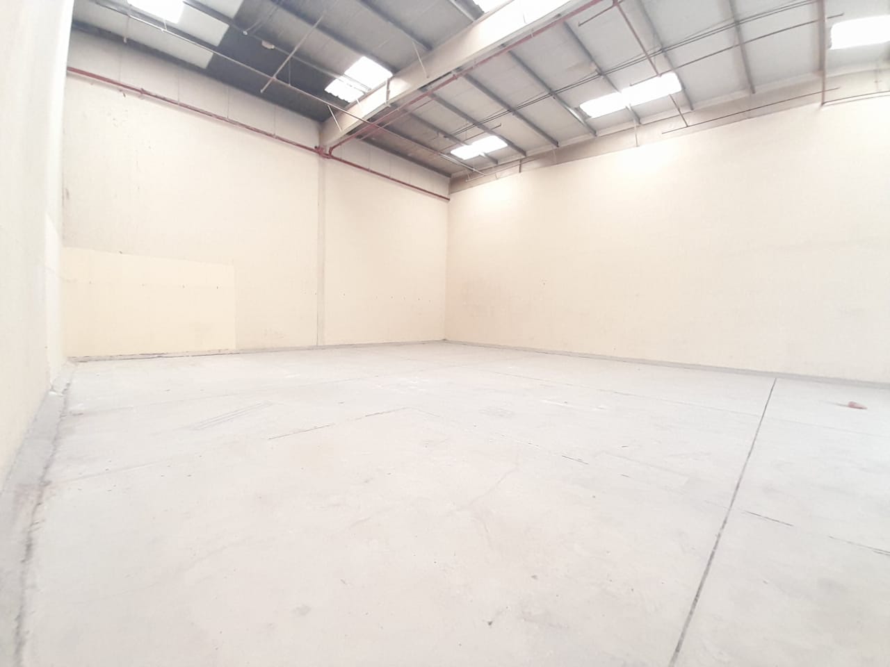 20 KW 3100 Sqft | Warehouse In Jebel Ali