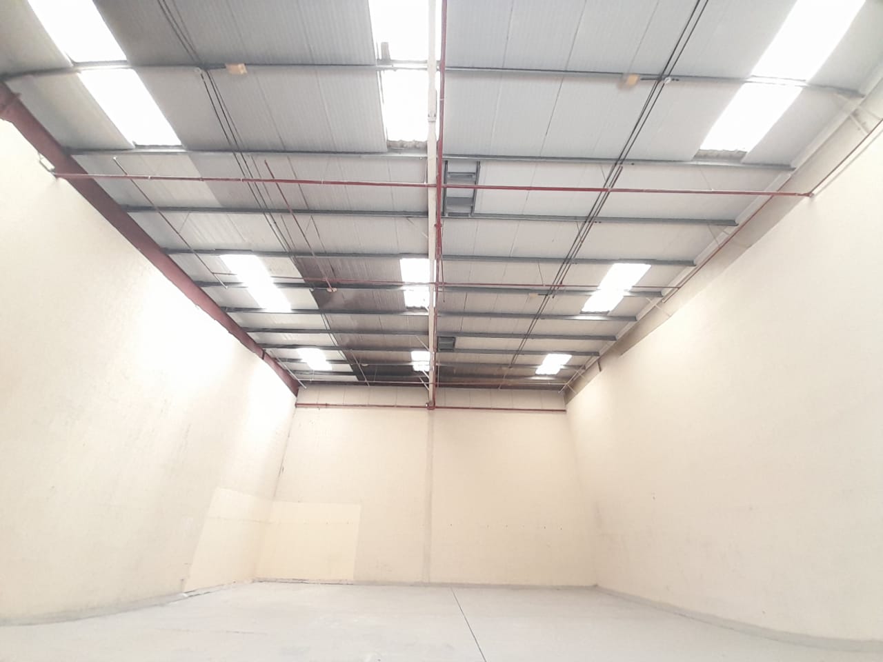 20 KW 3100 Sqft | Warehouse In Jebel Ali