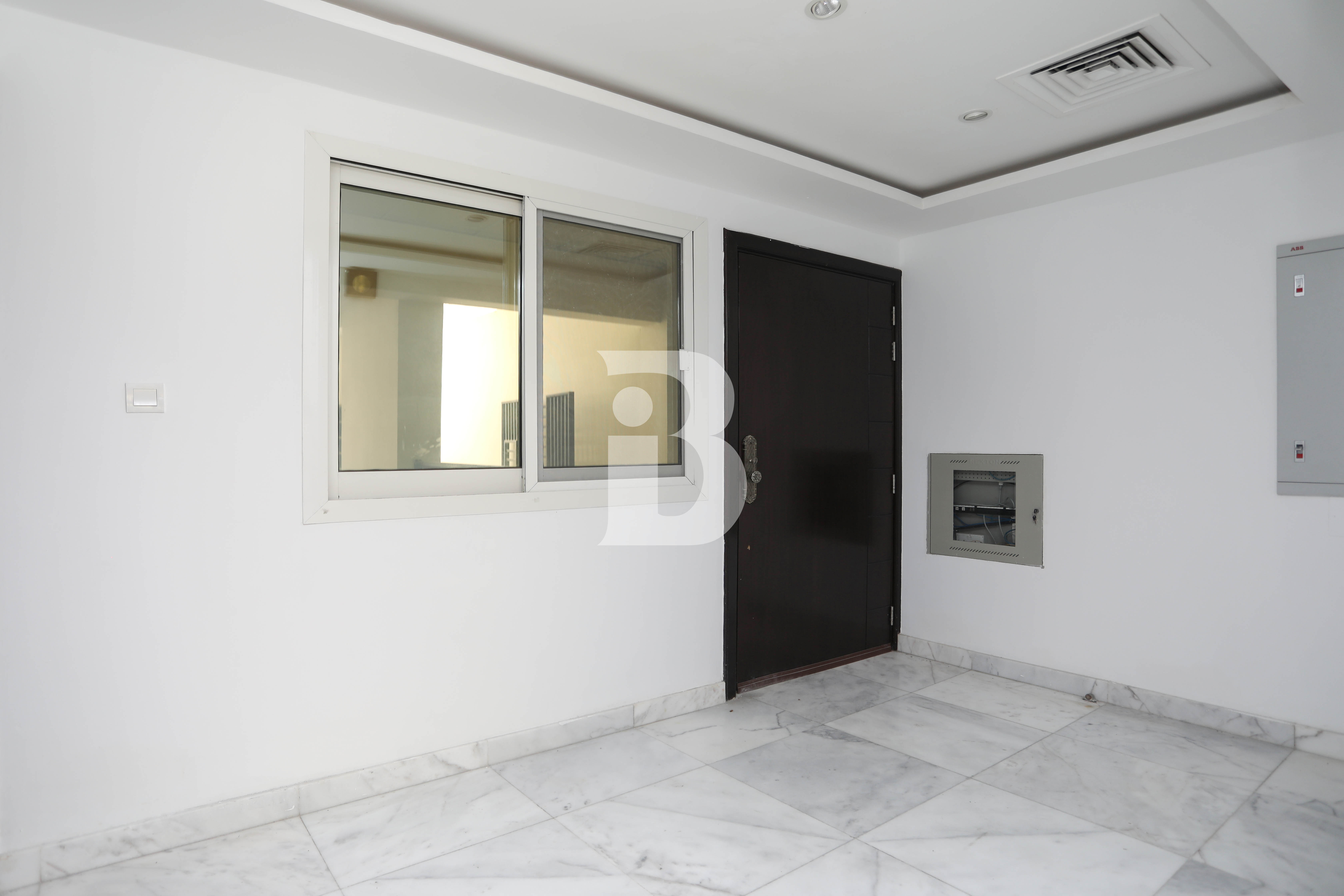 All ensuite - Walking distance ro Metro