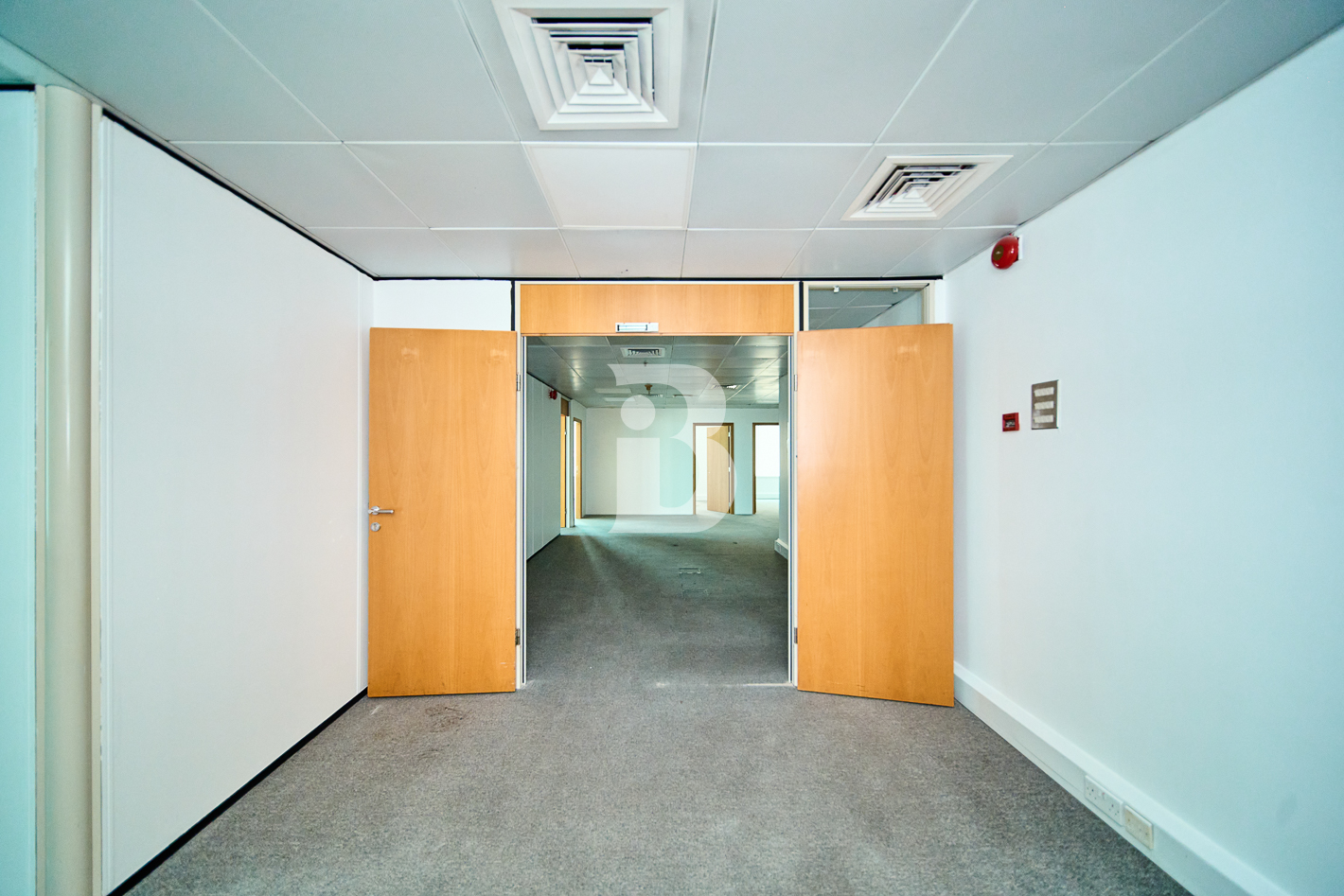 Partition done unit | Sheikh Zayed Road near metro