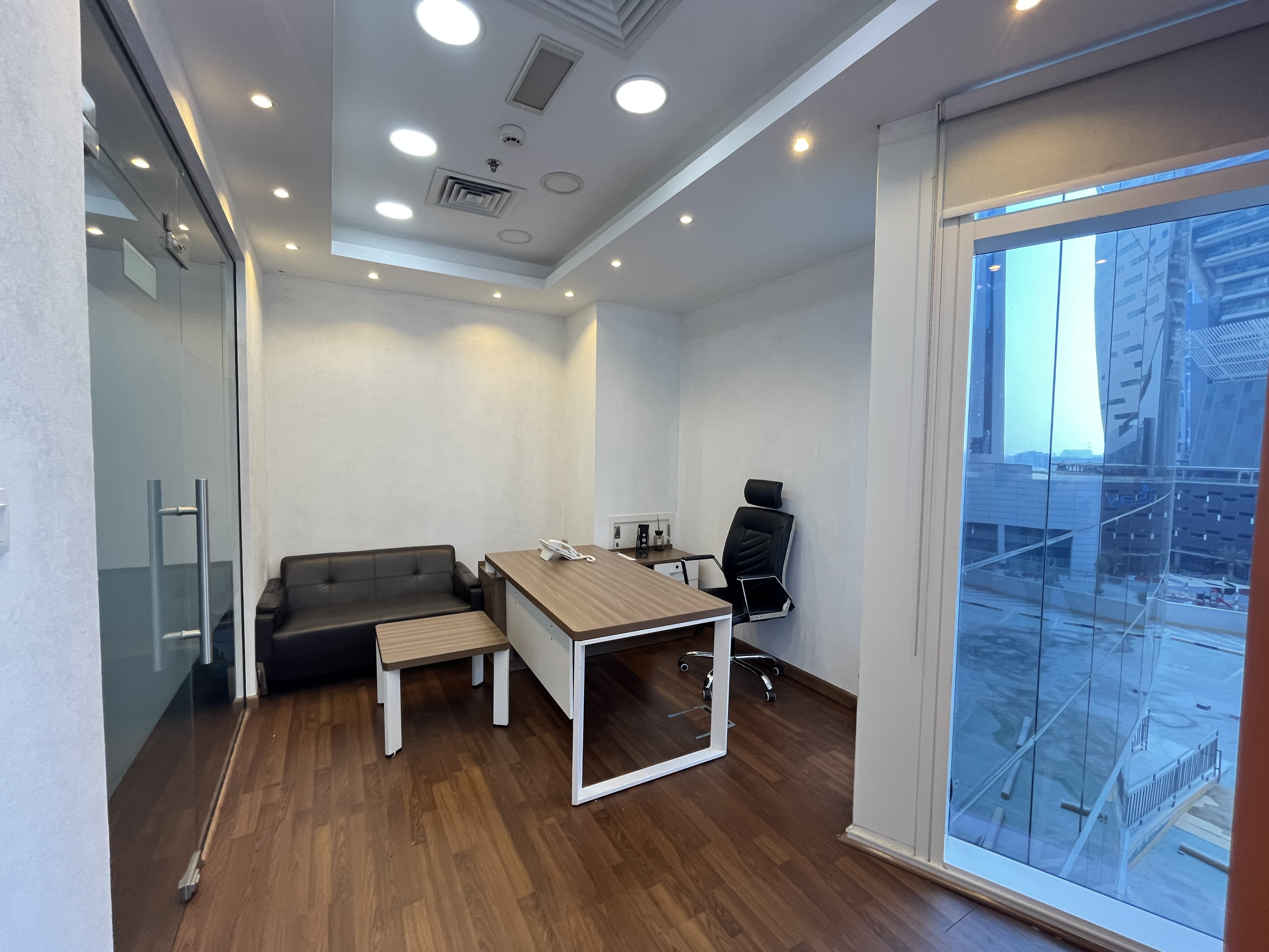 Fully Furnished | Near Metro | Partitioned