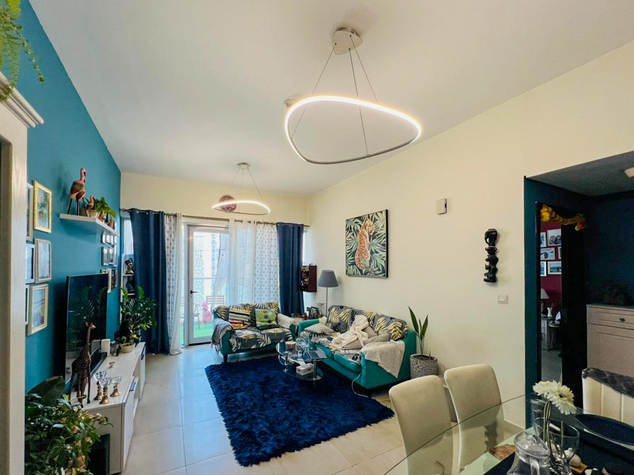 AVAILBALE | CLOSE TO METRO STATION | FURNISHED