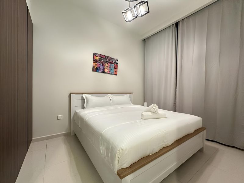 FURNISHED | CANAL VIEW | SPACIOUS | NO AGENTS
