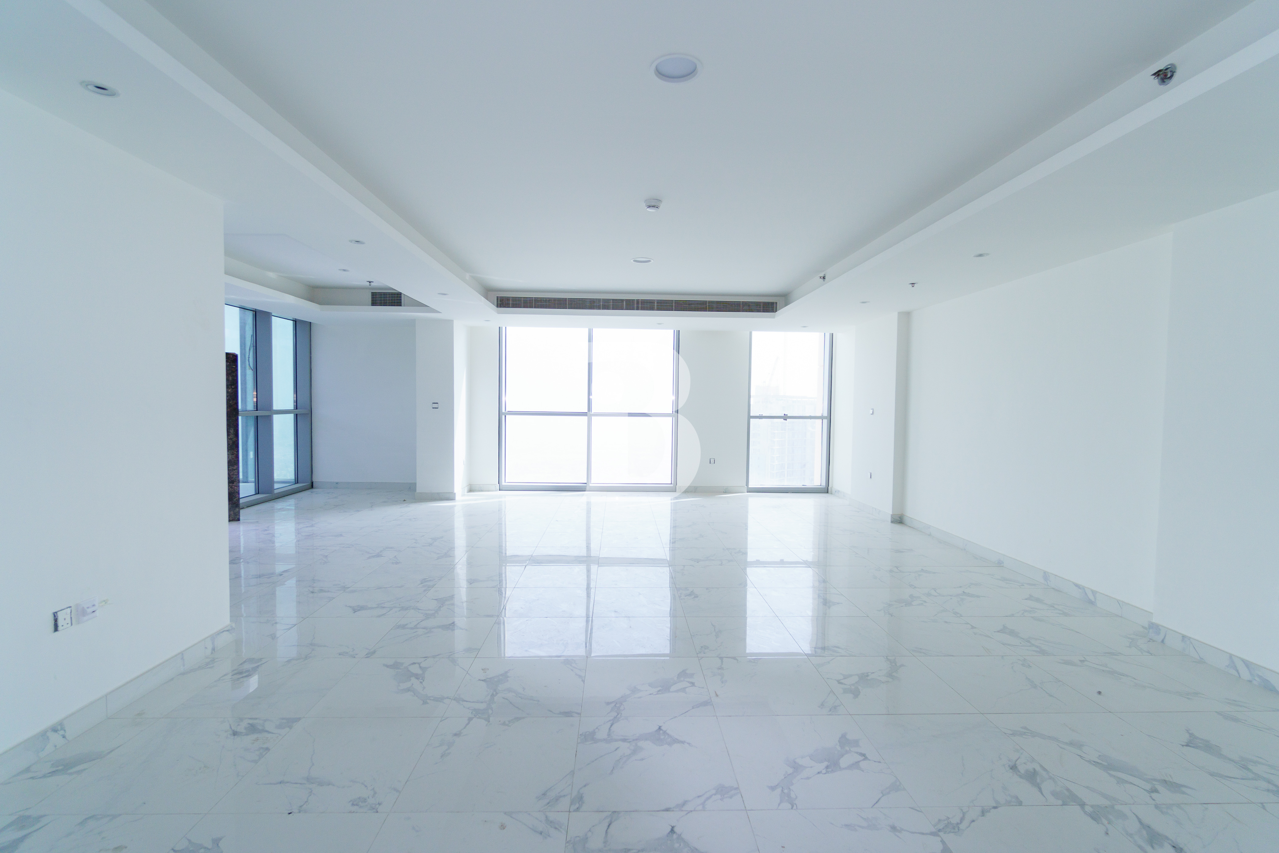 PRIME LOCATION | 4 PLUS MAIDS | UNFURNSIHED