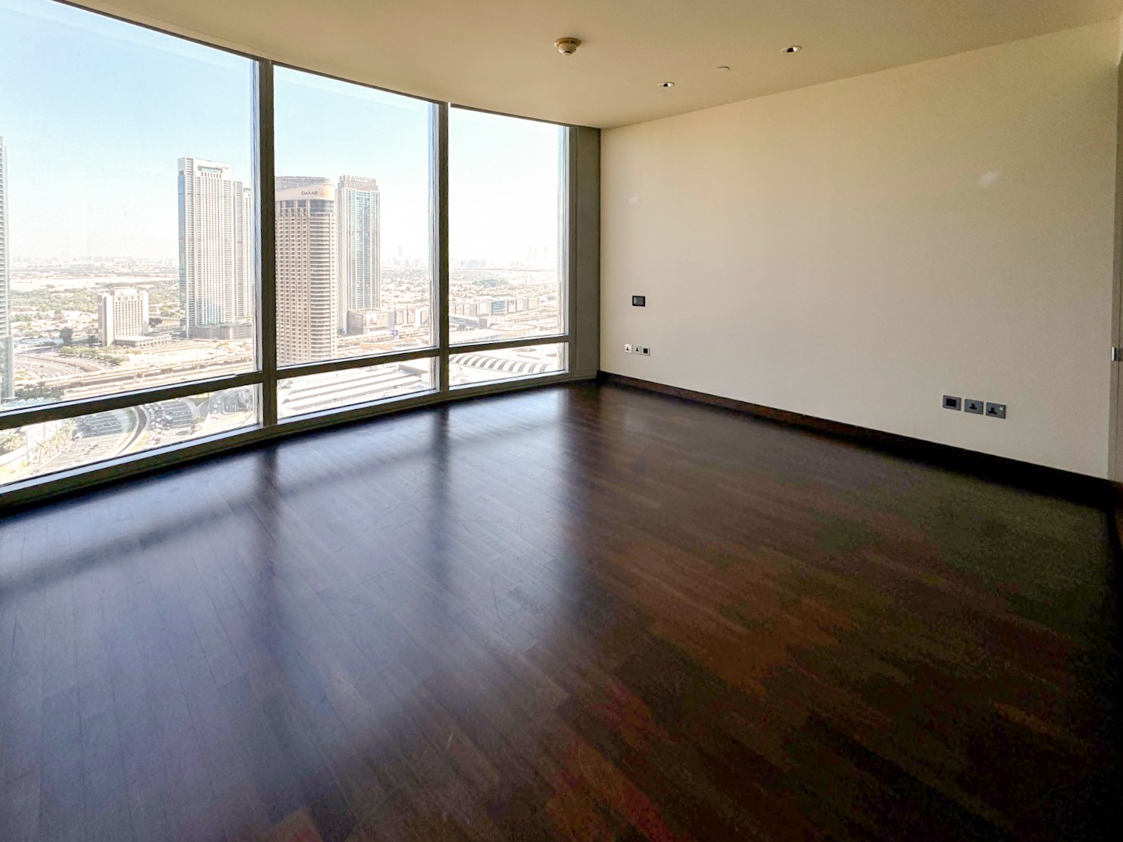 PRIME LOCATION | DIFC VIEW | LUXURY LIVING