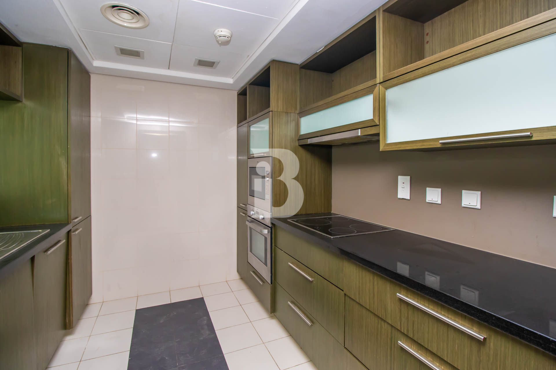 LAVISH TWO BR | SPACIOUS | BEST LAYOUT | BURJ VIEW
