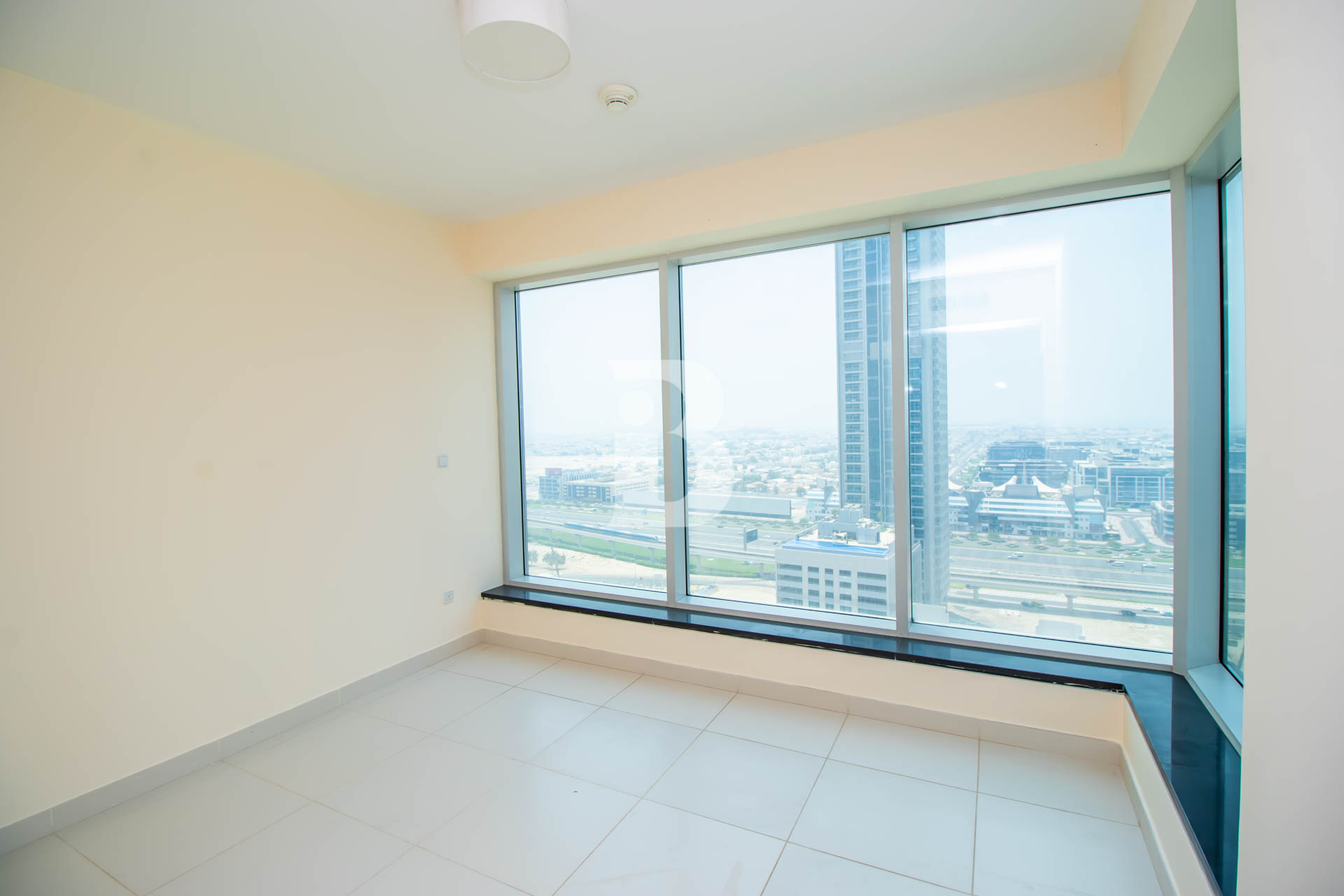 LAVISH TWO BR | SPACIOUS | BEST LAYOUT | BURJ VIEW