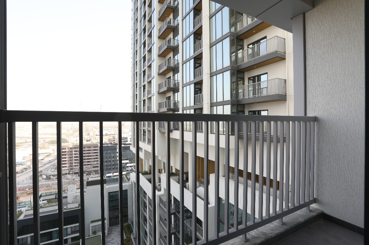 Luxury Apartment | Pool View | High Floor