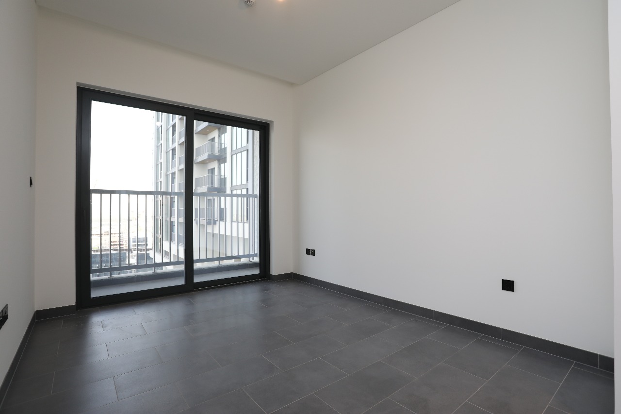 Luxury Apartment in Crest | High Floor