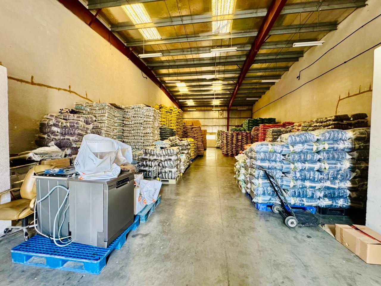 MULTIPLE WAREHOUSES | VACANT | 9.10% NET ROI