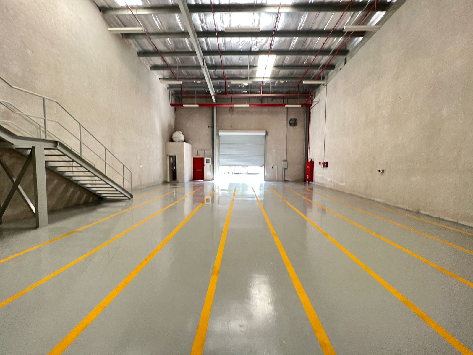 3270 sqft Warehouse with office in DIP