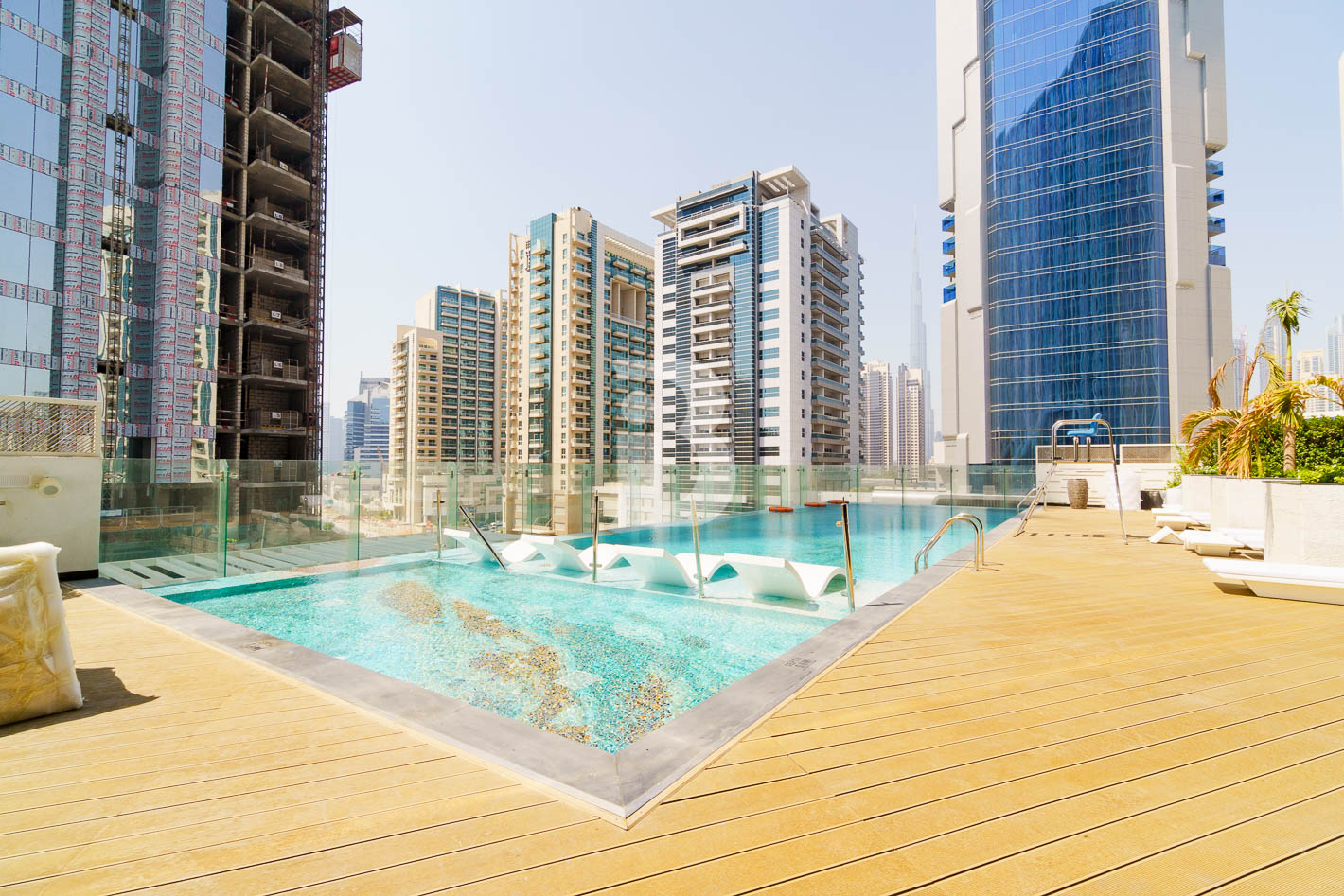 FULLY FURNISHED | HIGH FLOOR | VACANT | NO AGENTS