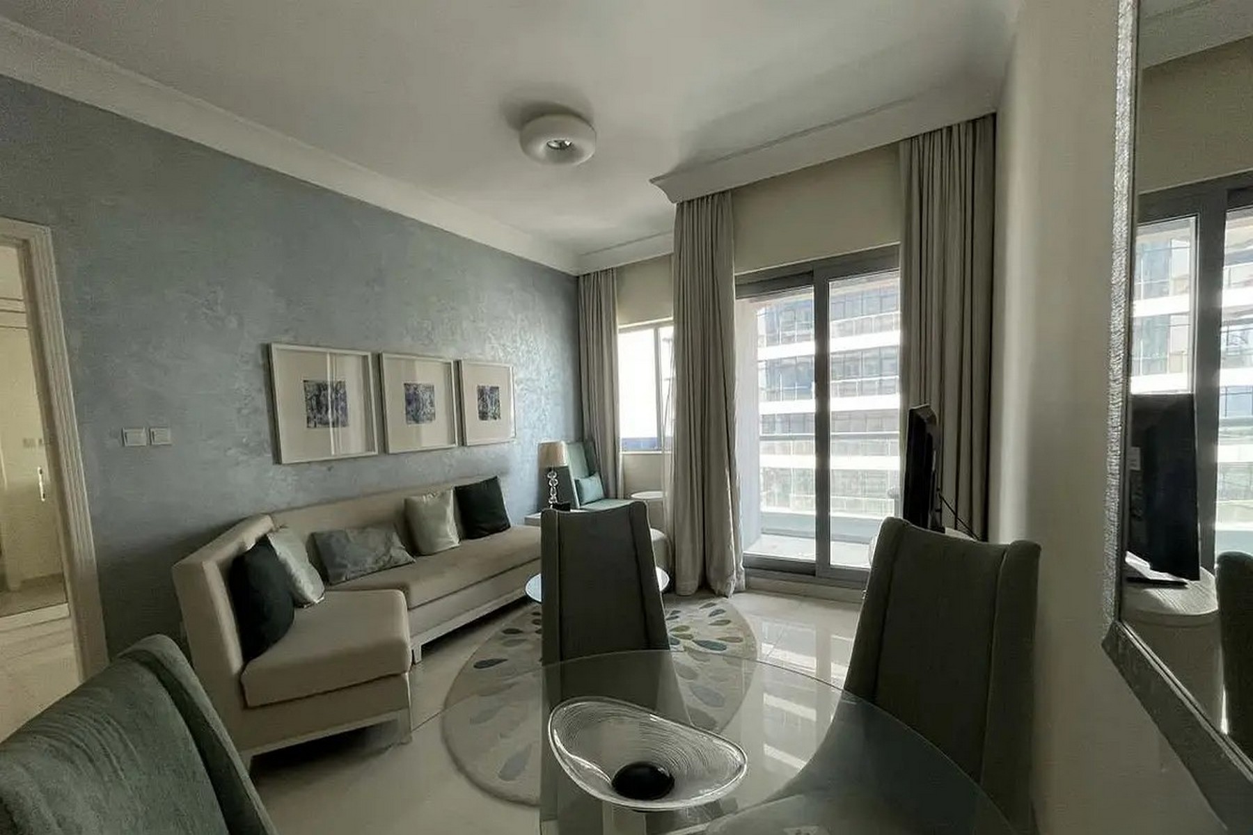BIG LAYOUT | VACANT | FURNISHED | NO AGENTS