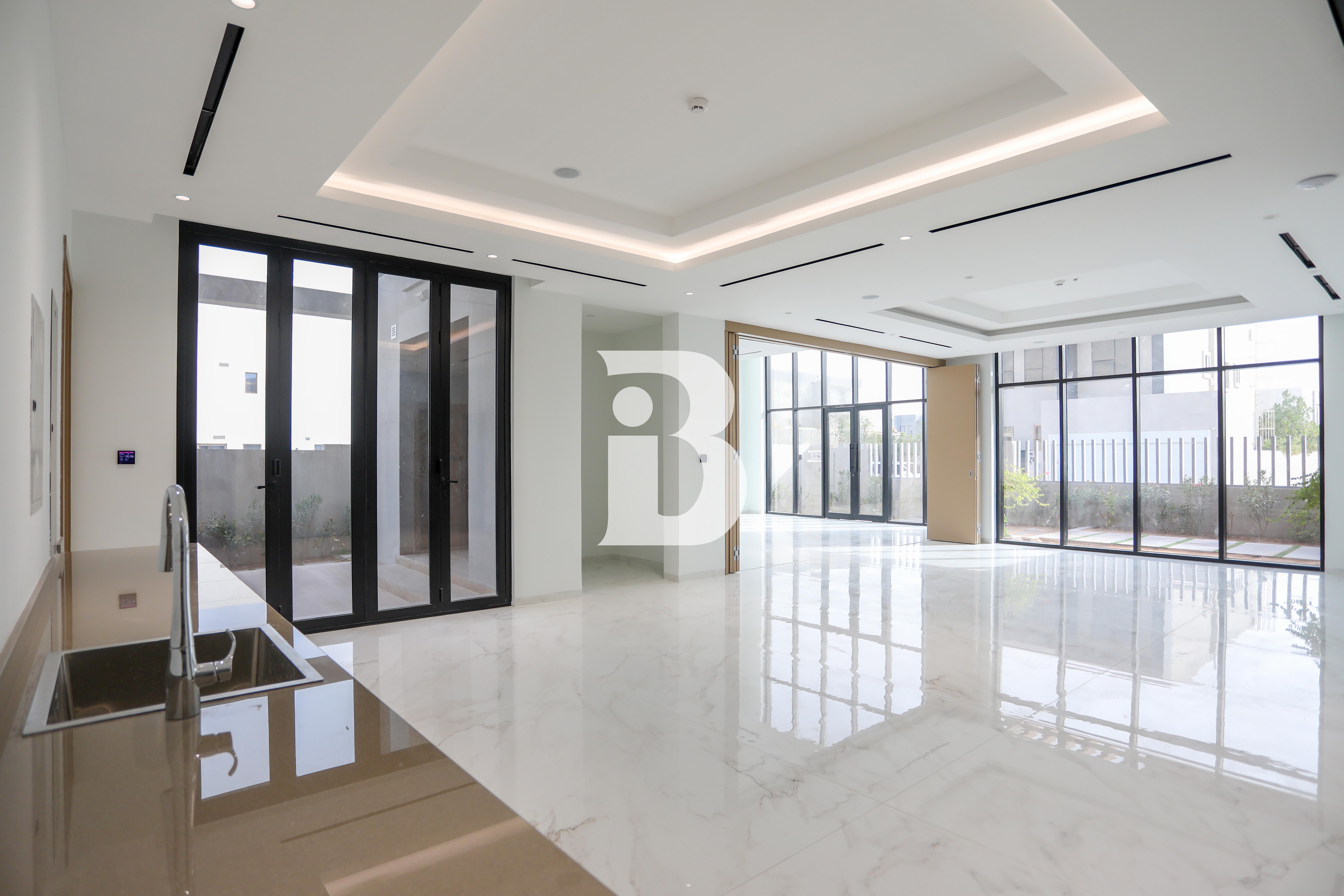 Best deal | Corner Villa | Prime location
