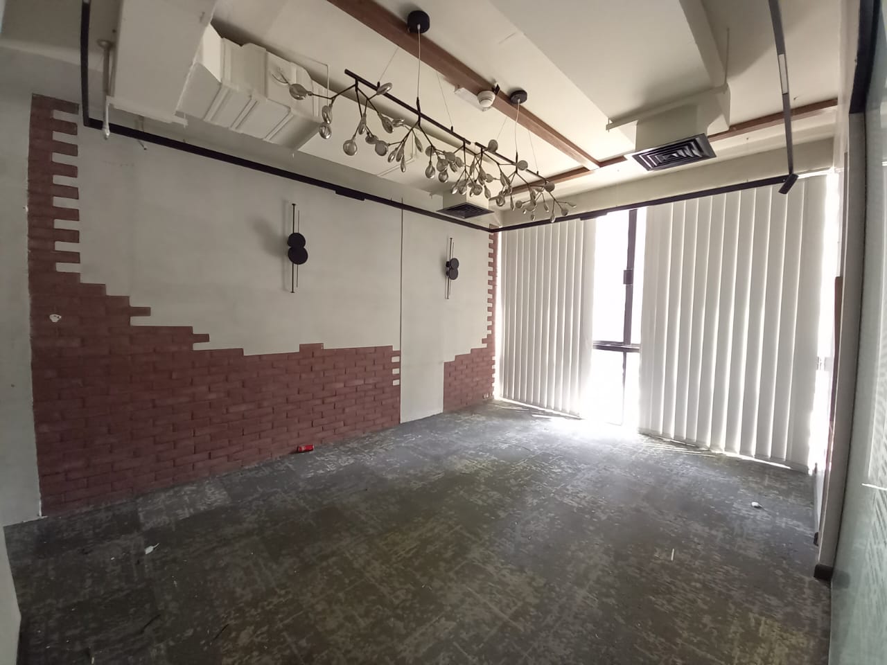 Parking Friendly | Charming Fully Fitted Office