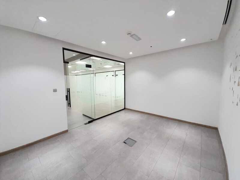 Furnished | Vacant|Fitted |Glass Partitions|Pantry
