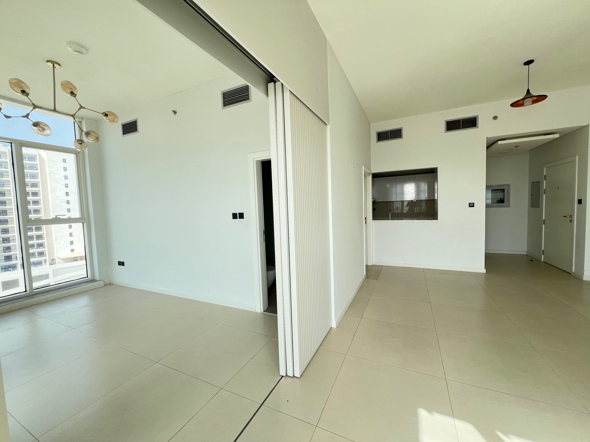SPACIOUS | MODERN | HIGH RISE | BEST VIEW