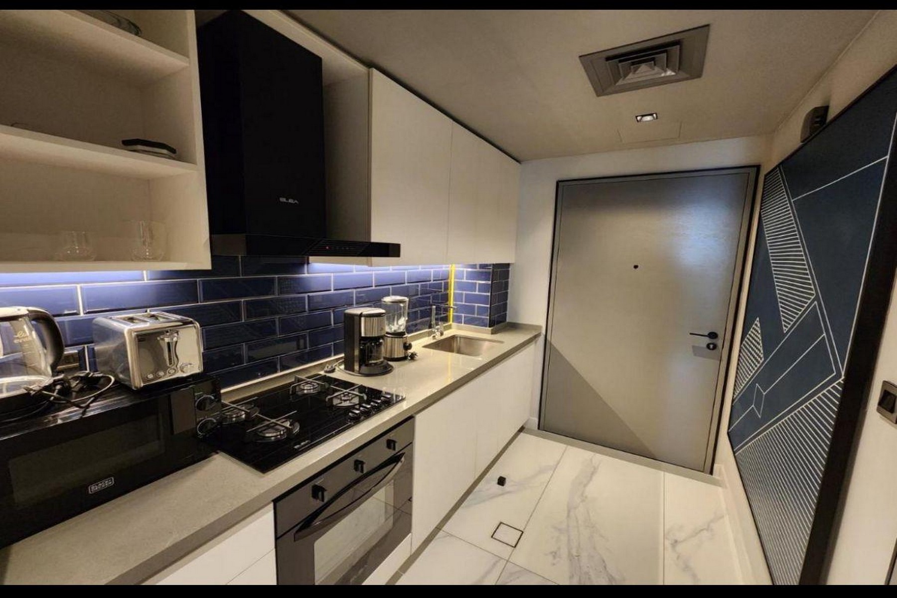 FULLY FURNISHED | VACANT | SPACIOUS | NO AGENTS