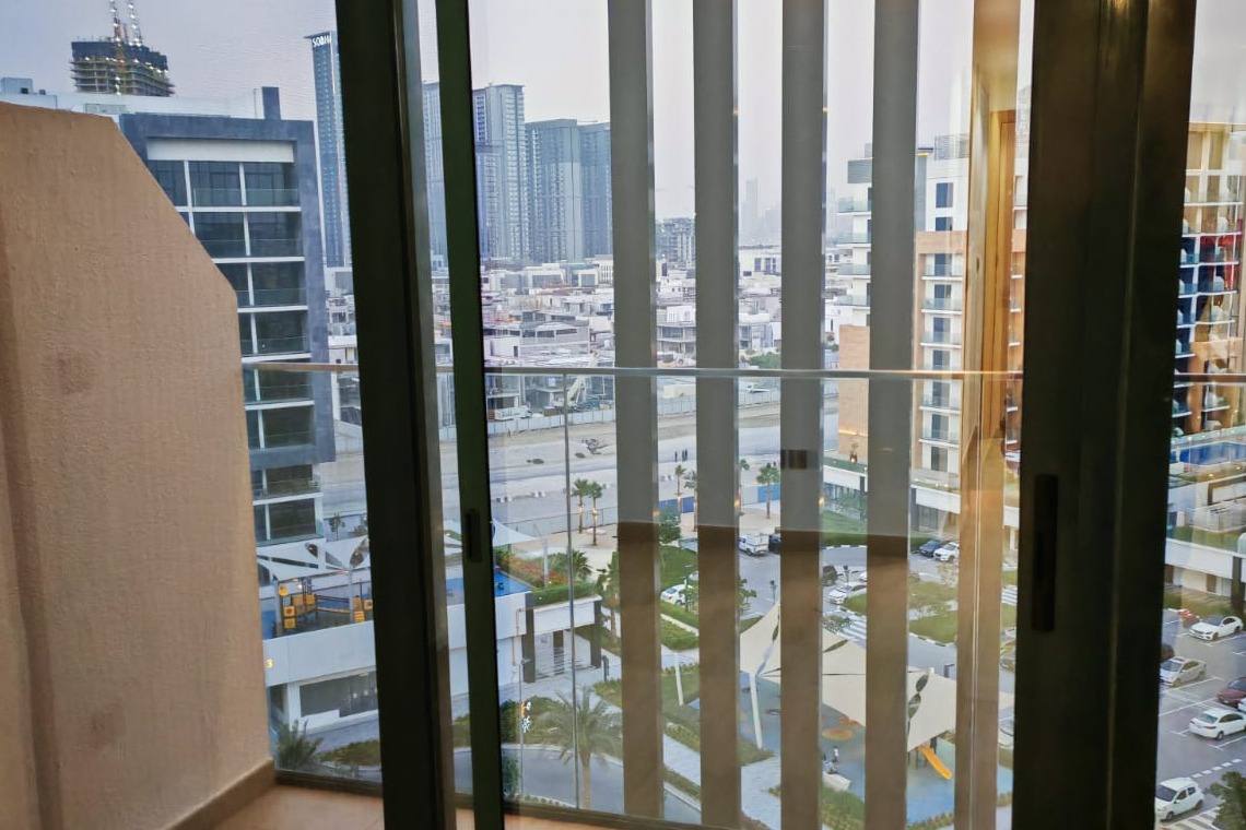 UNFURNISHED | MODERN STUDIO | NO AGENTS