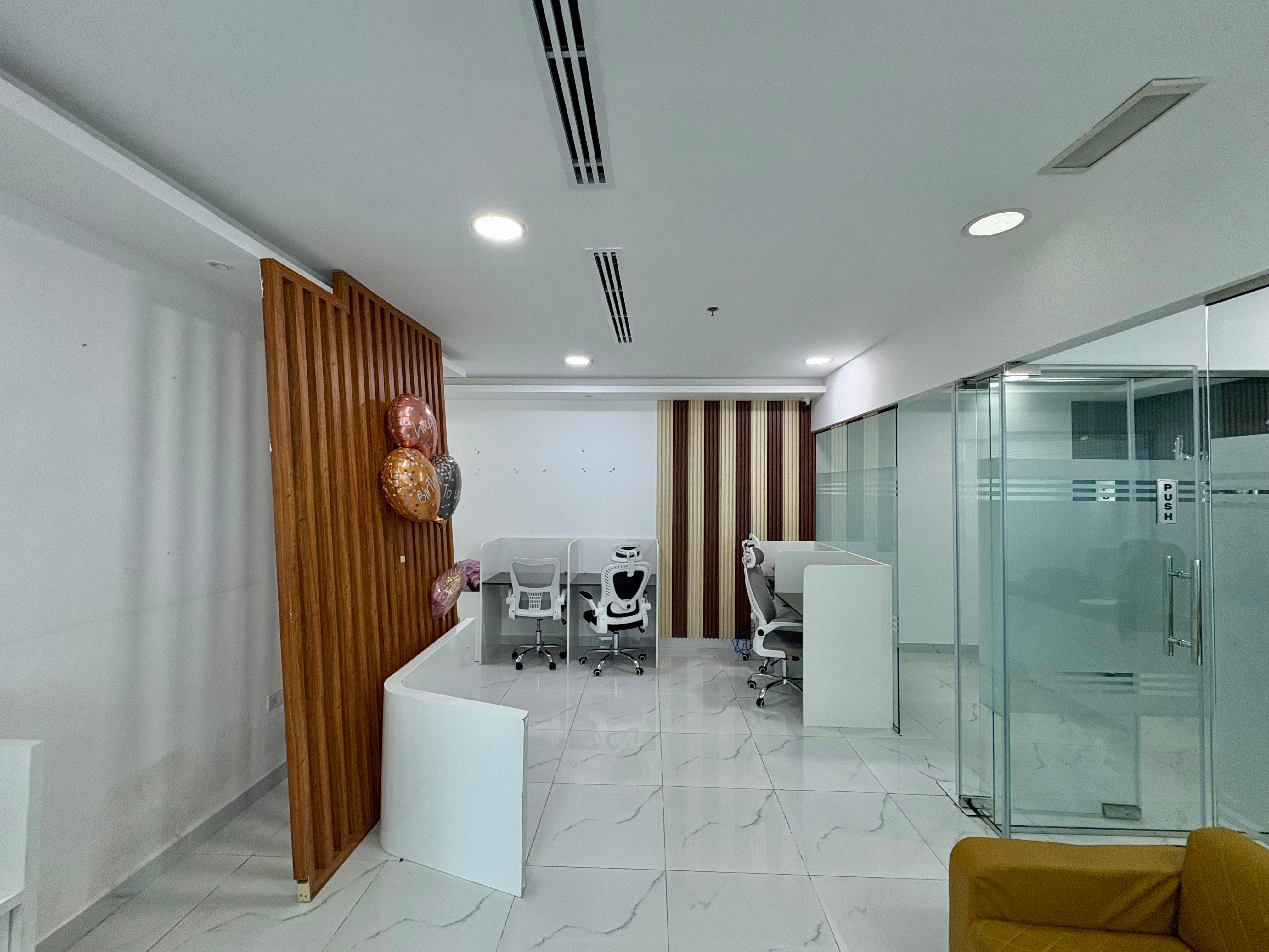 Prime Office | Unfurnished | Metro Connectivity