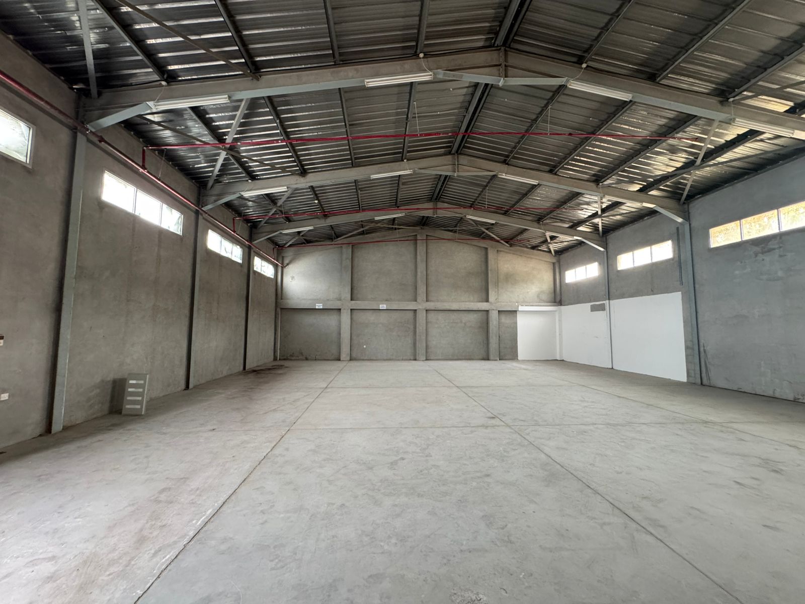 EASY ACCESS |WELL MAINTAINED |PERFECT FOR STORAGE