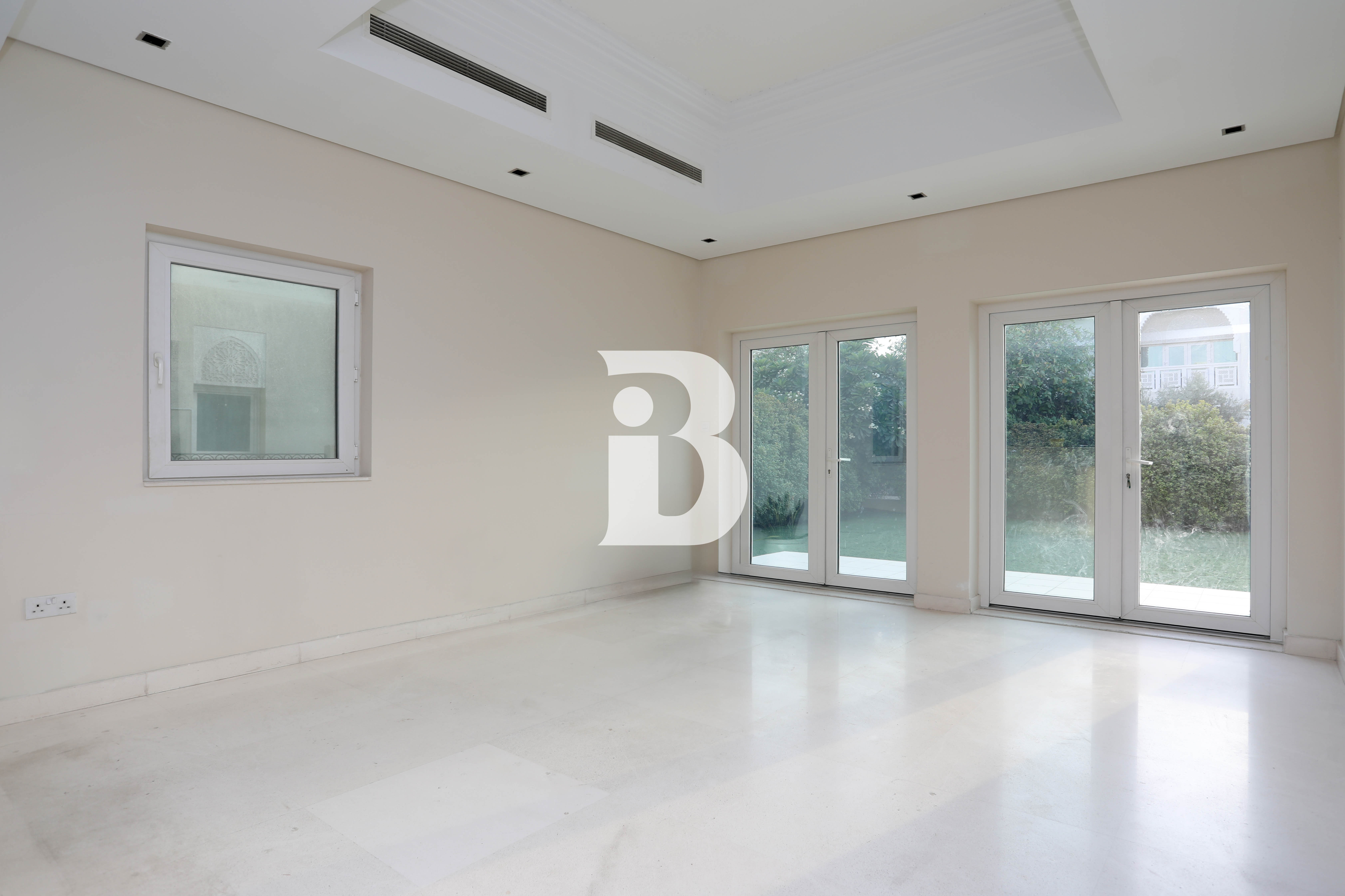 Luxurious 4 BR | Close to parks | Pool | Vastu