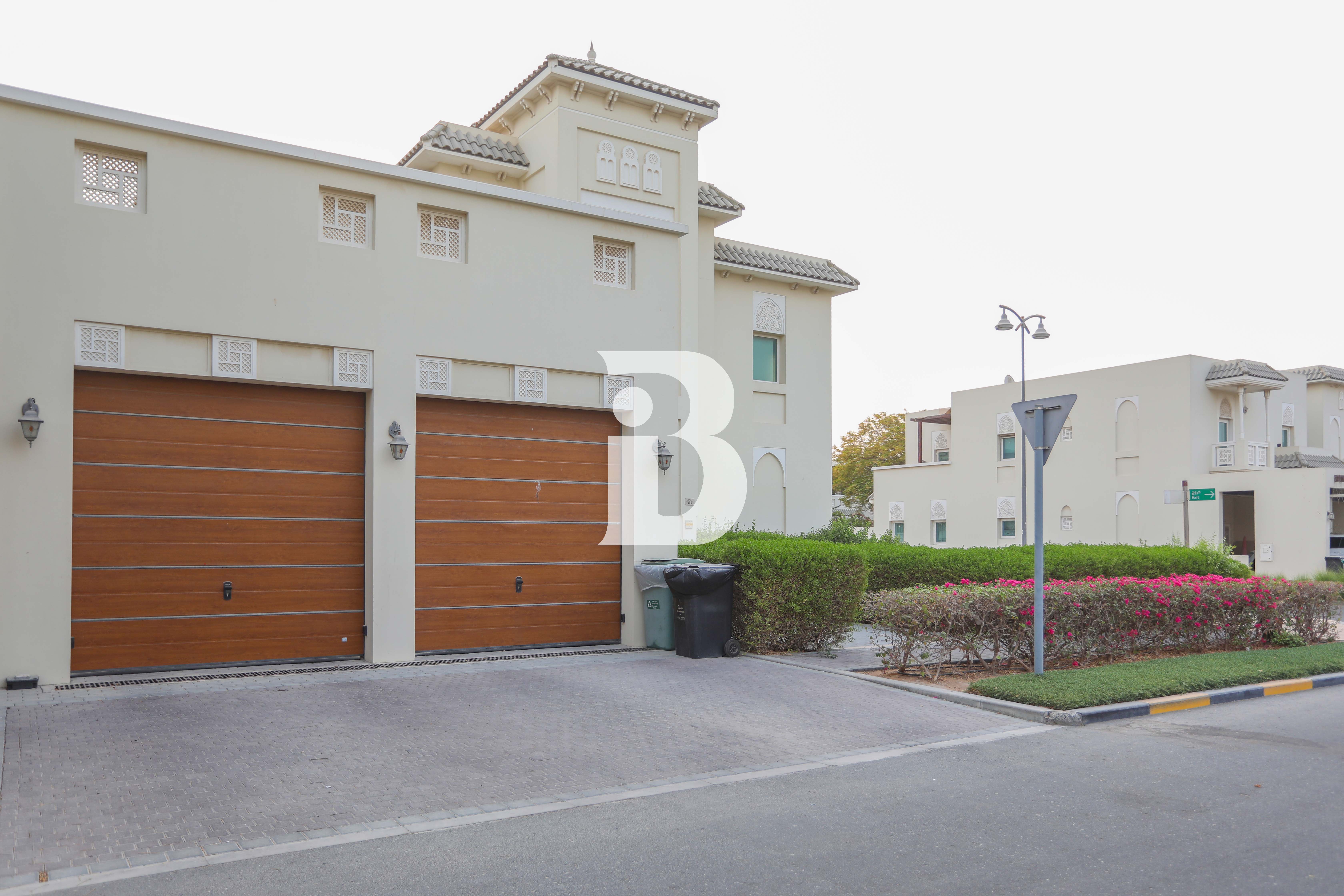Exclusive | Vastu | Close to parks
