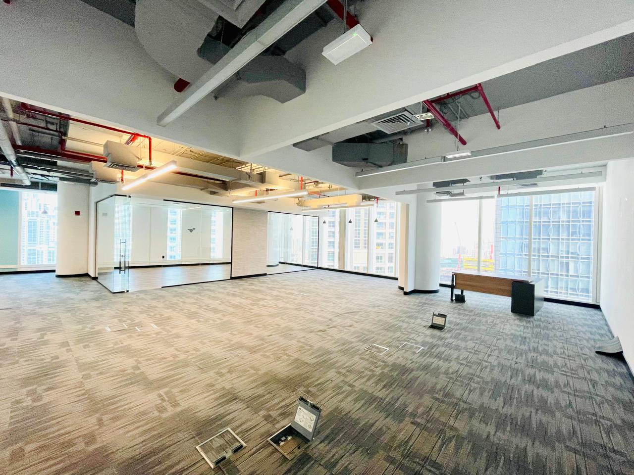 Fully Fitted I Panoramic View I Prime Location
