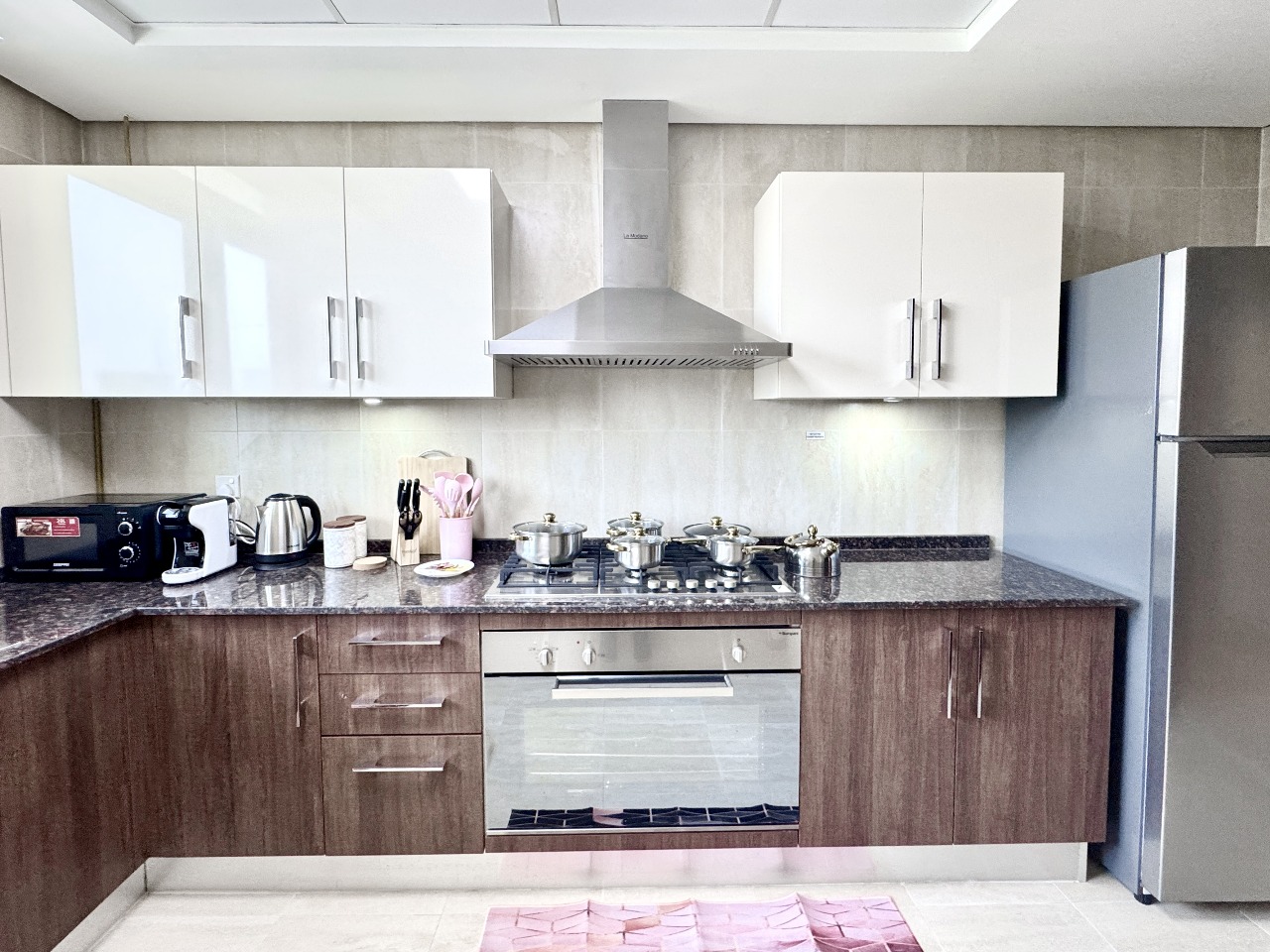 Spacious 2BR Apartment | Furnished | Near Metro