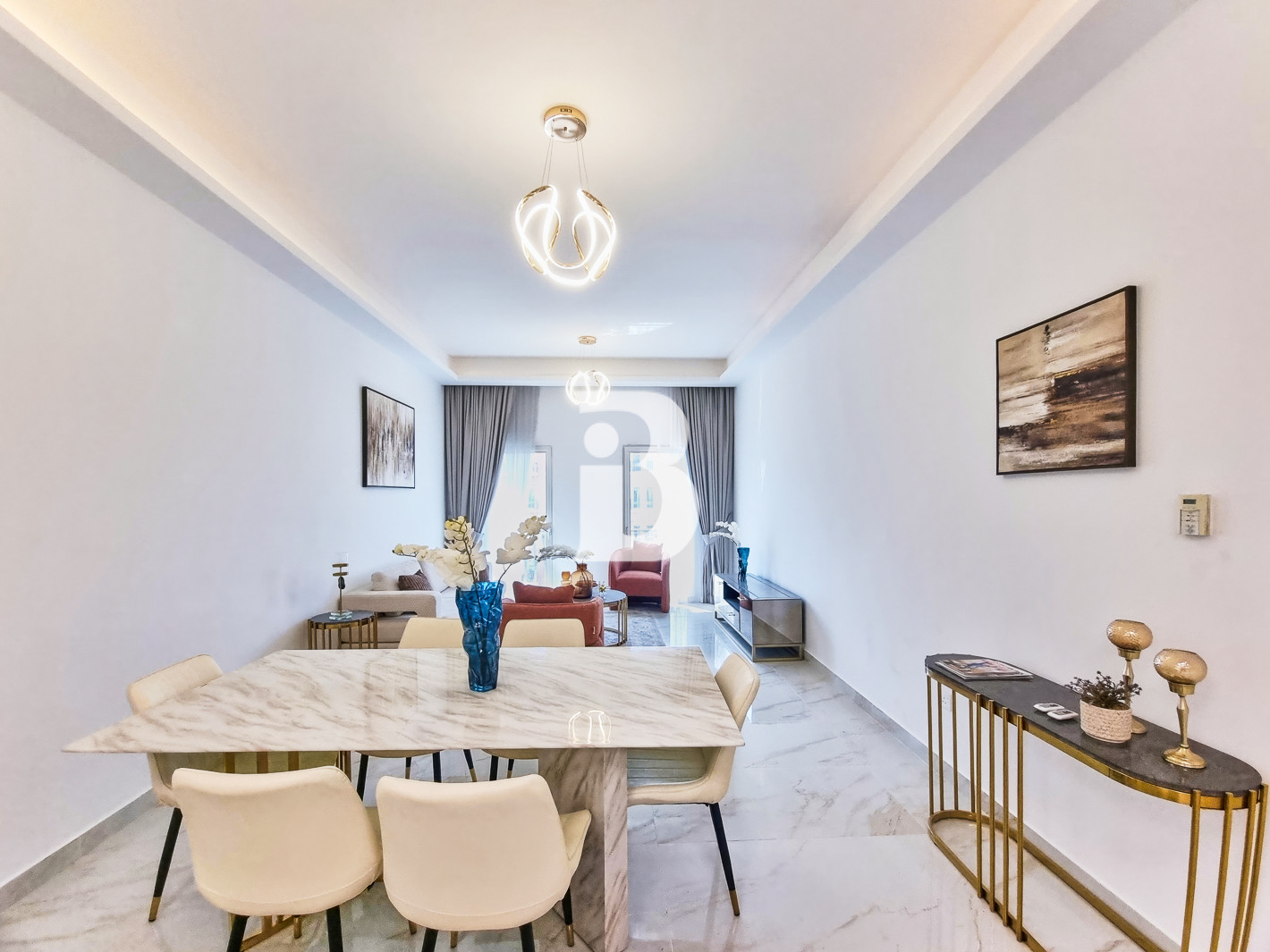 2 bedrooms | Near Metro | Upgrade Available