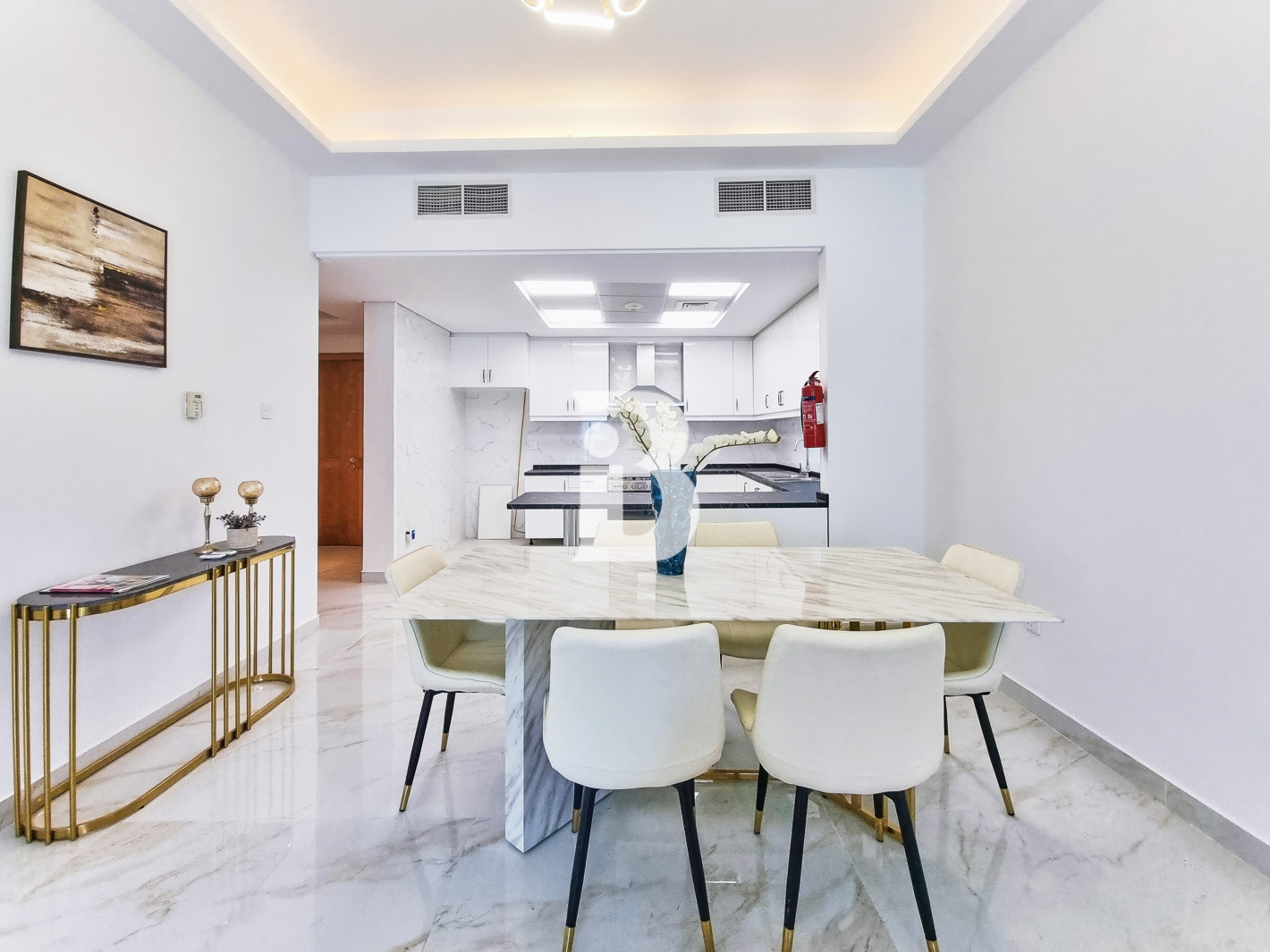 2 bedrooms | Near Metro | Upgrade Available