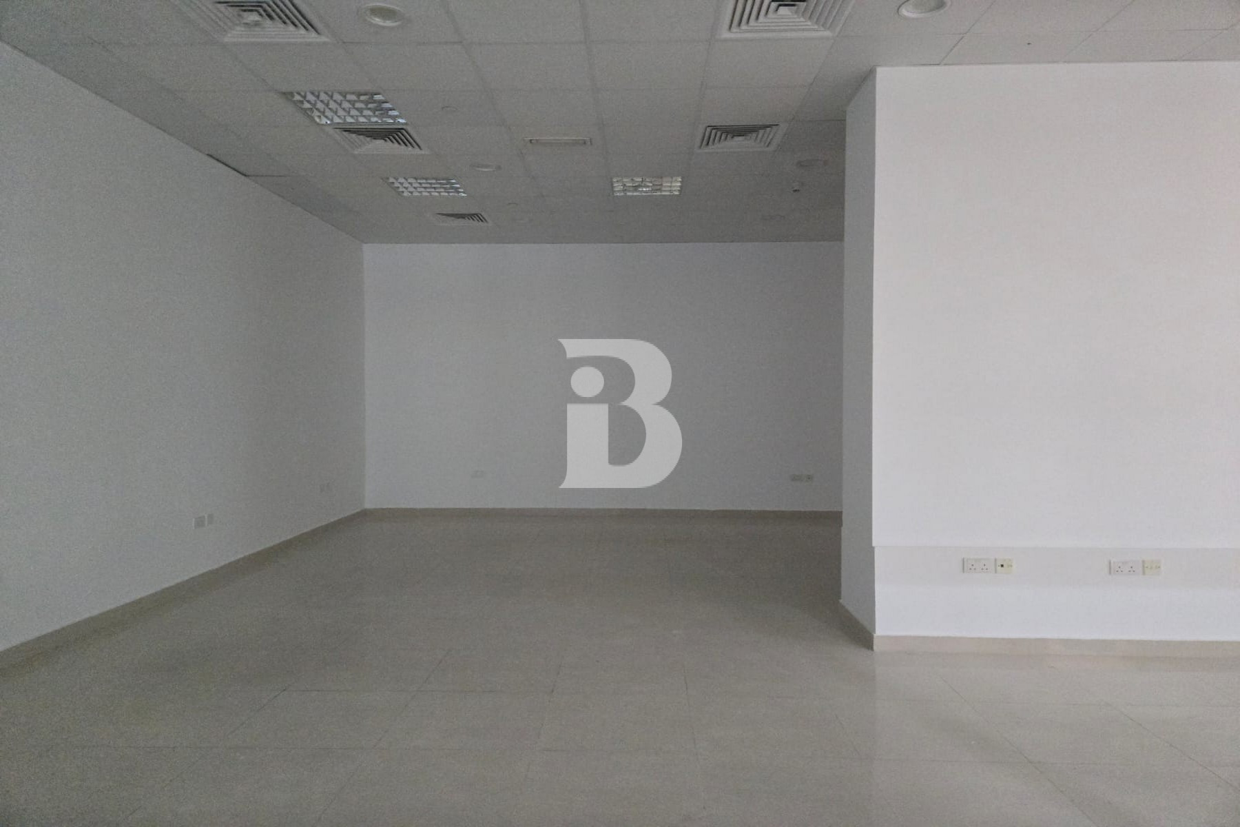 PRIME LOCATION | INSIDE BUILDING | NEAR METRO