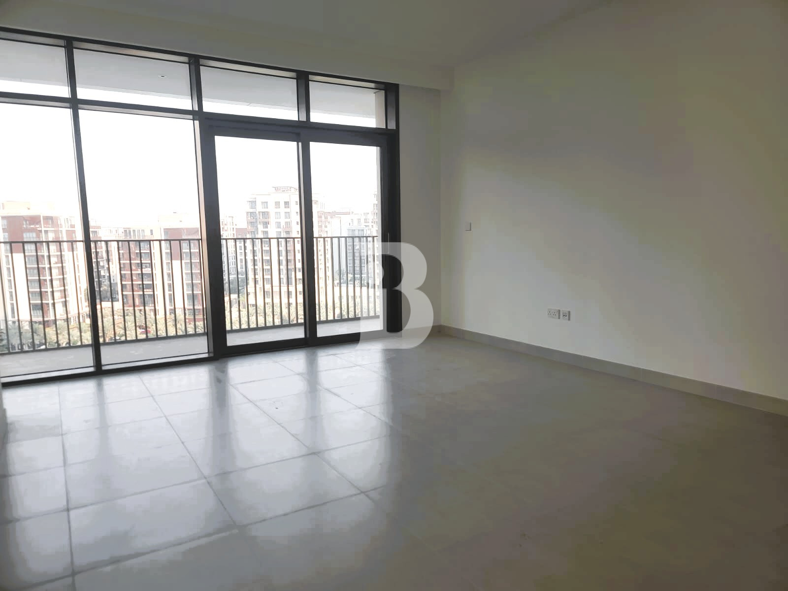 Luxury Living | Canal View | Maids Room