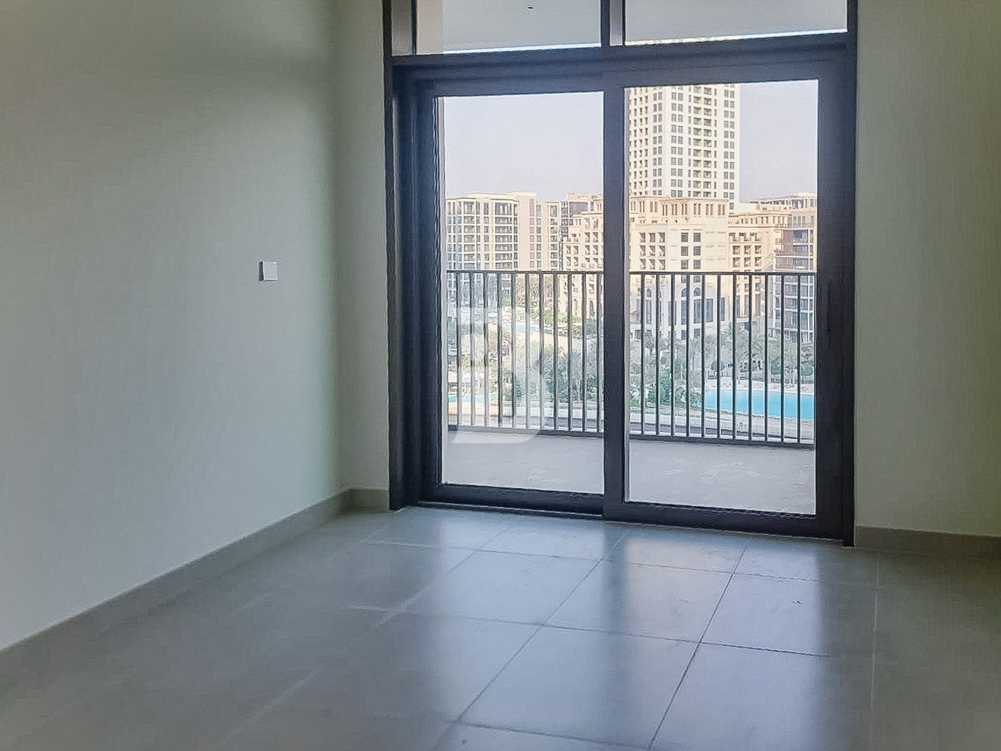 Luxury Living | Canal View | Maids Room