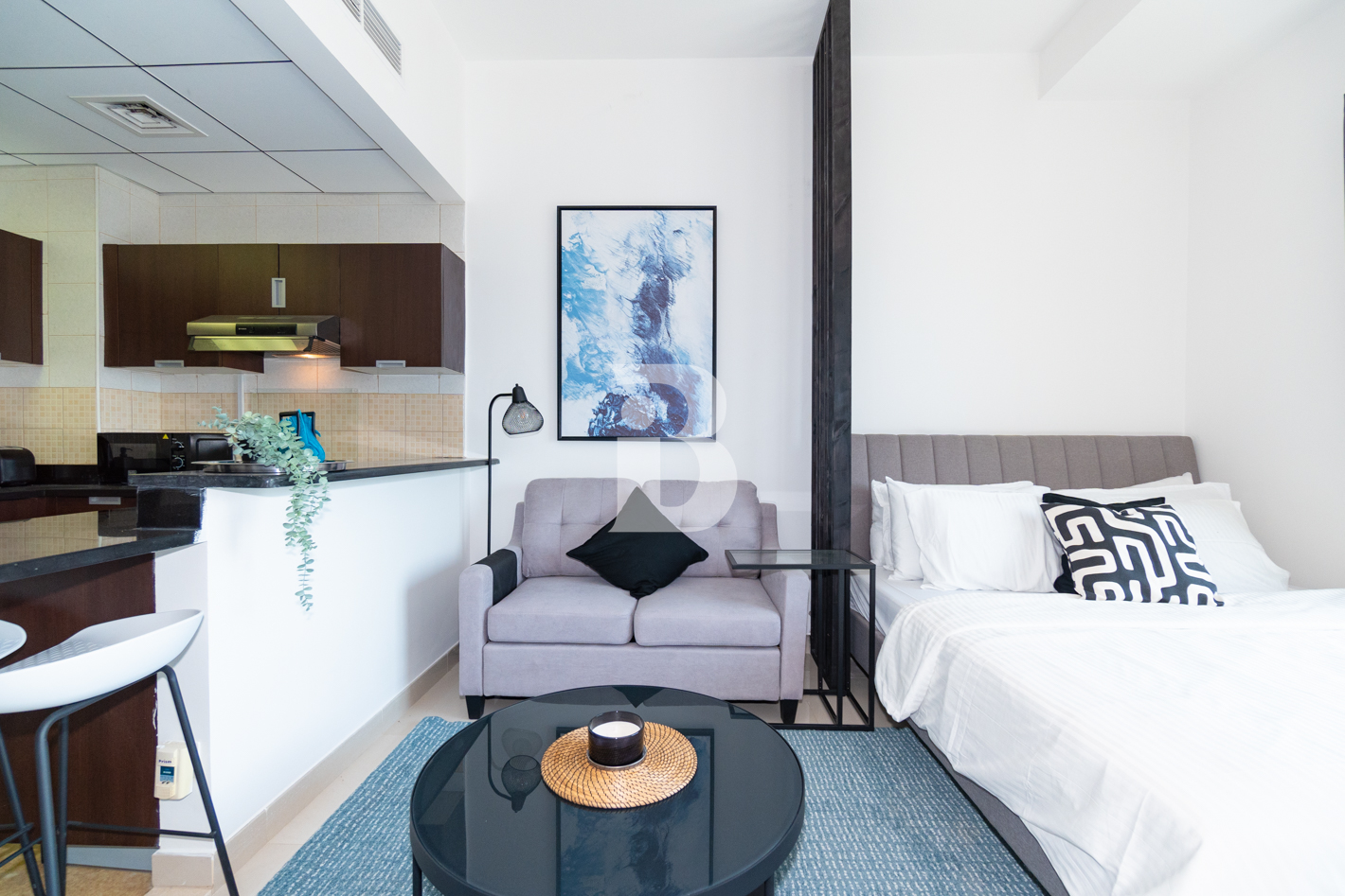 Vacant | Furnished Studio | Golf Course View