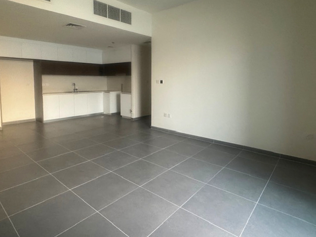 STUNNING BURJ CREEK VIEW | LUXURY | HIGH FLOOR | VOT