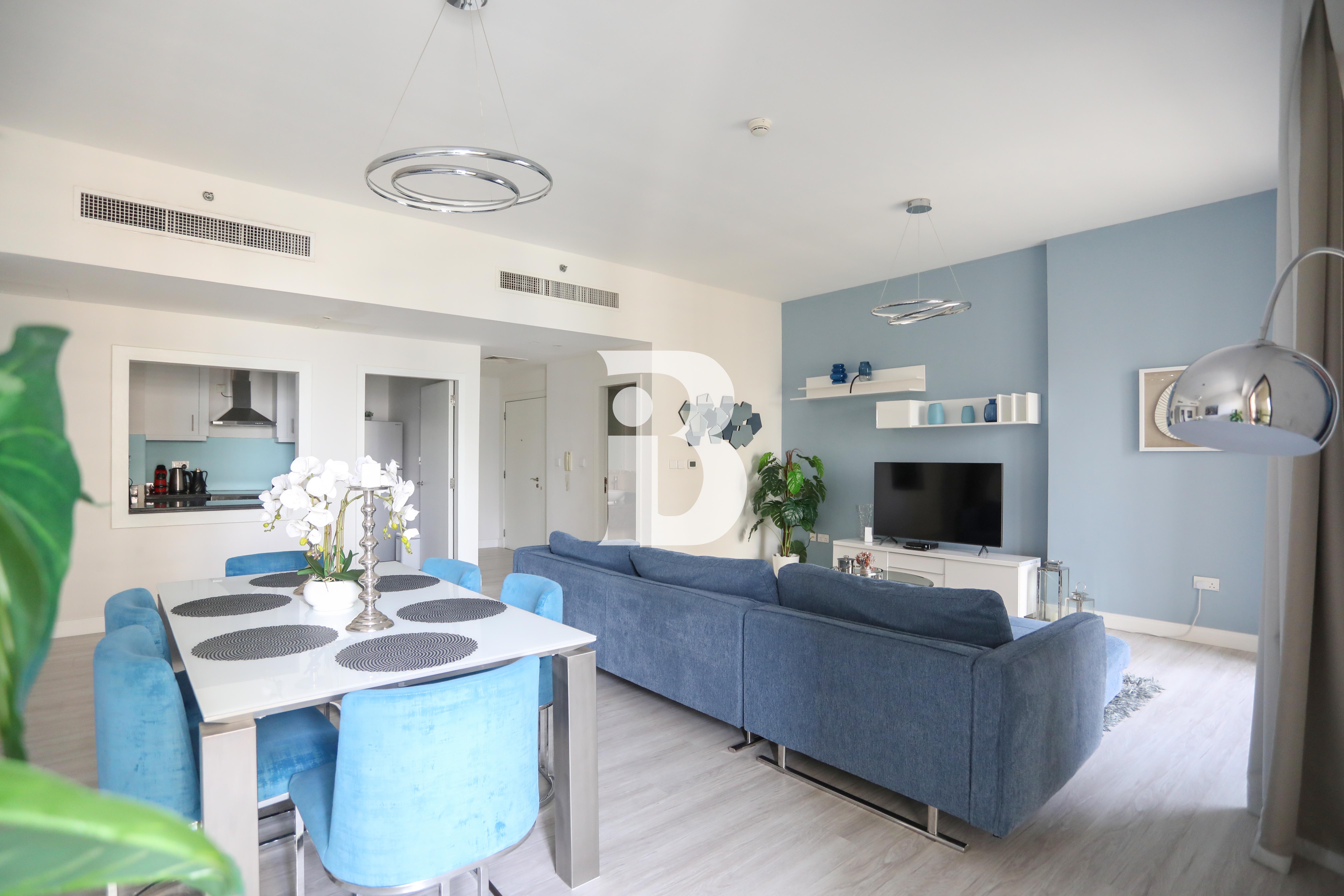 Fully Furnished Unit I Spacious I VACANT