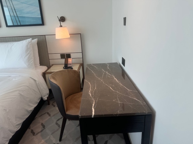 CREEK VIEW | BRIGHT LAYOUT | LUXURIOUS AMENITIES