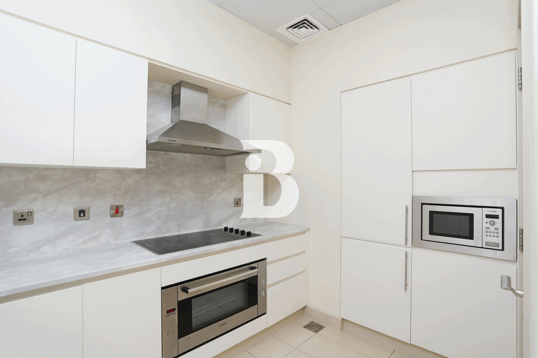 Full Sea View | Upgraded Unit | Beach Access