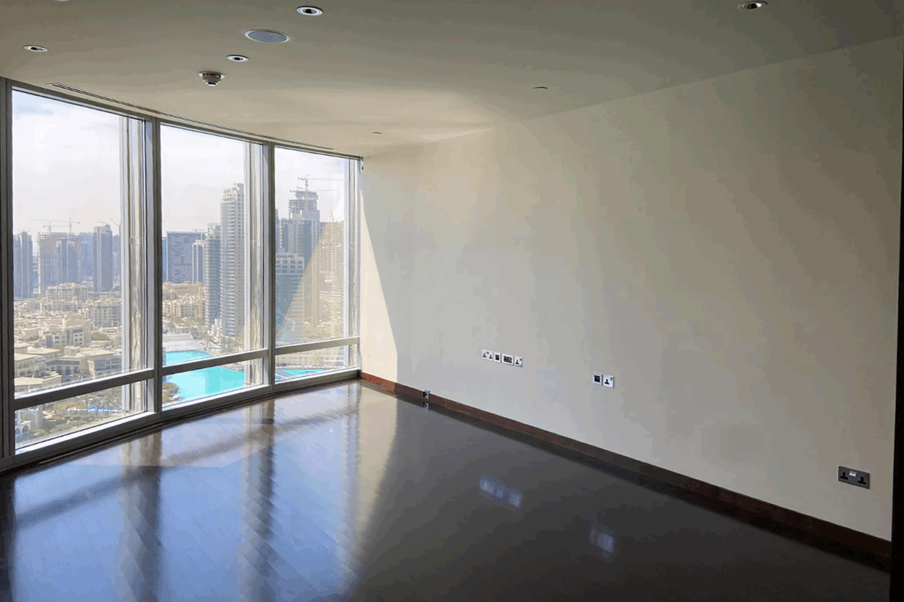 ICONIC | LUXURY AMENITIES | FOUNTAIN SKYLINE VIEWS