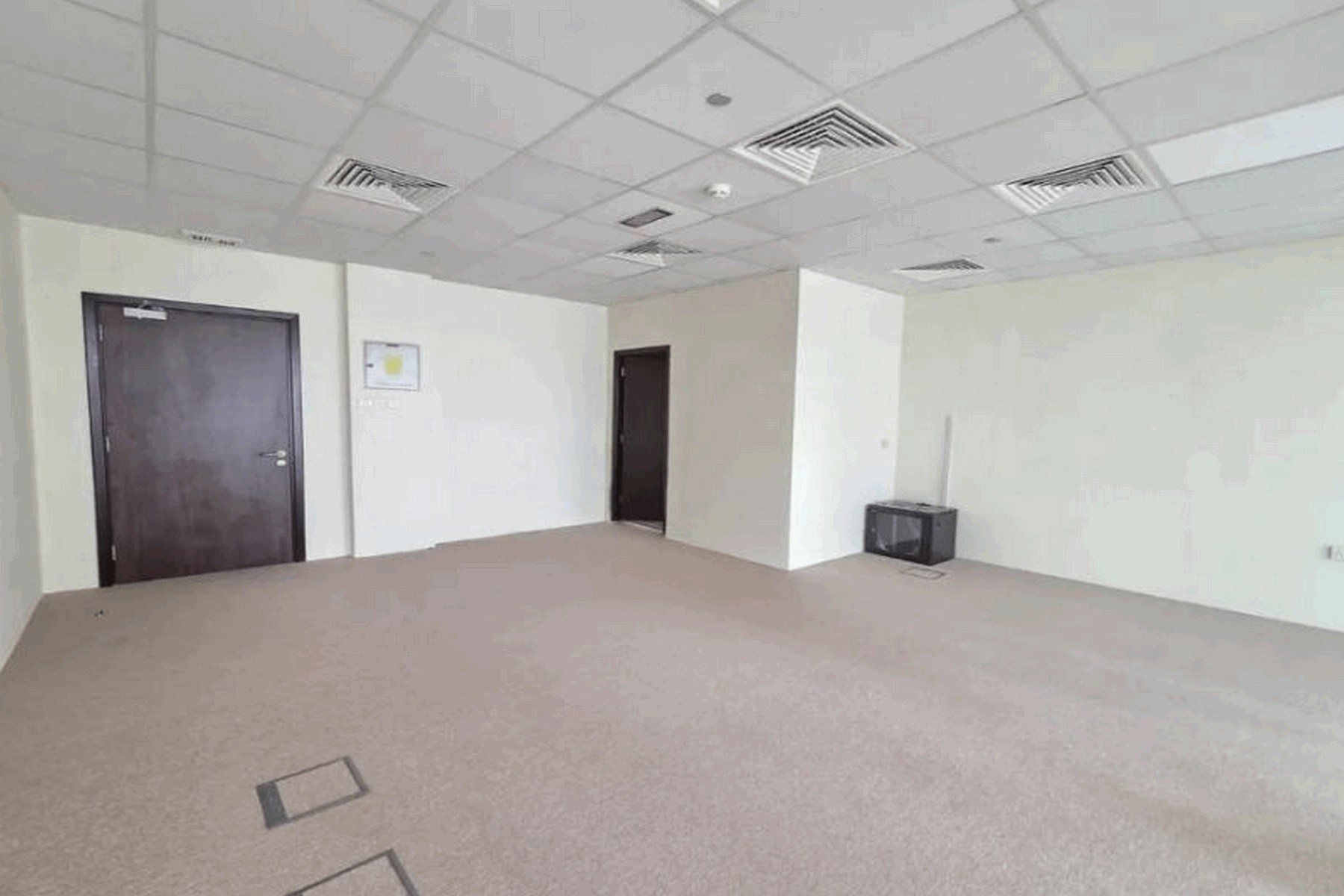 Partitioned Office | Mid Floor | DMCC