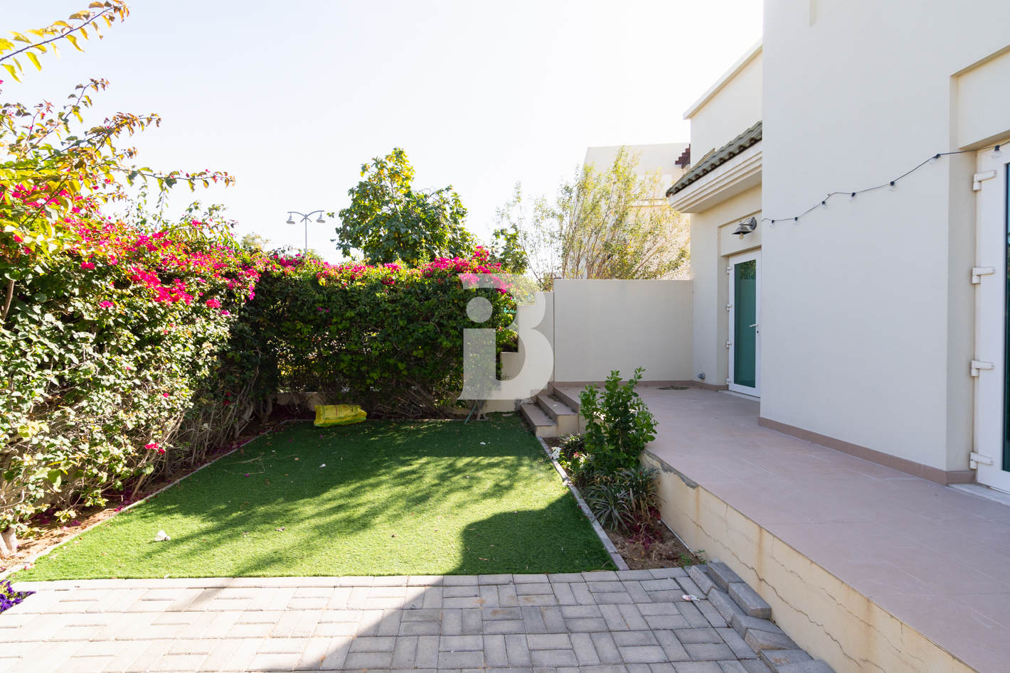 Vastu | Opposite Park | Negotiable
