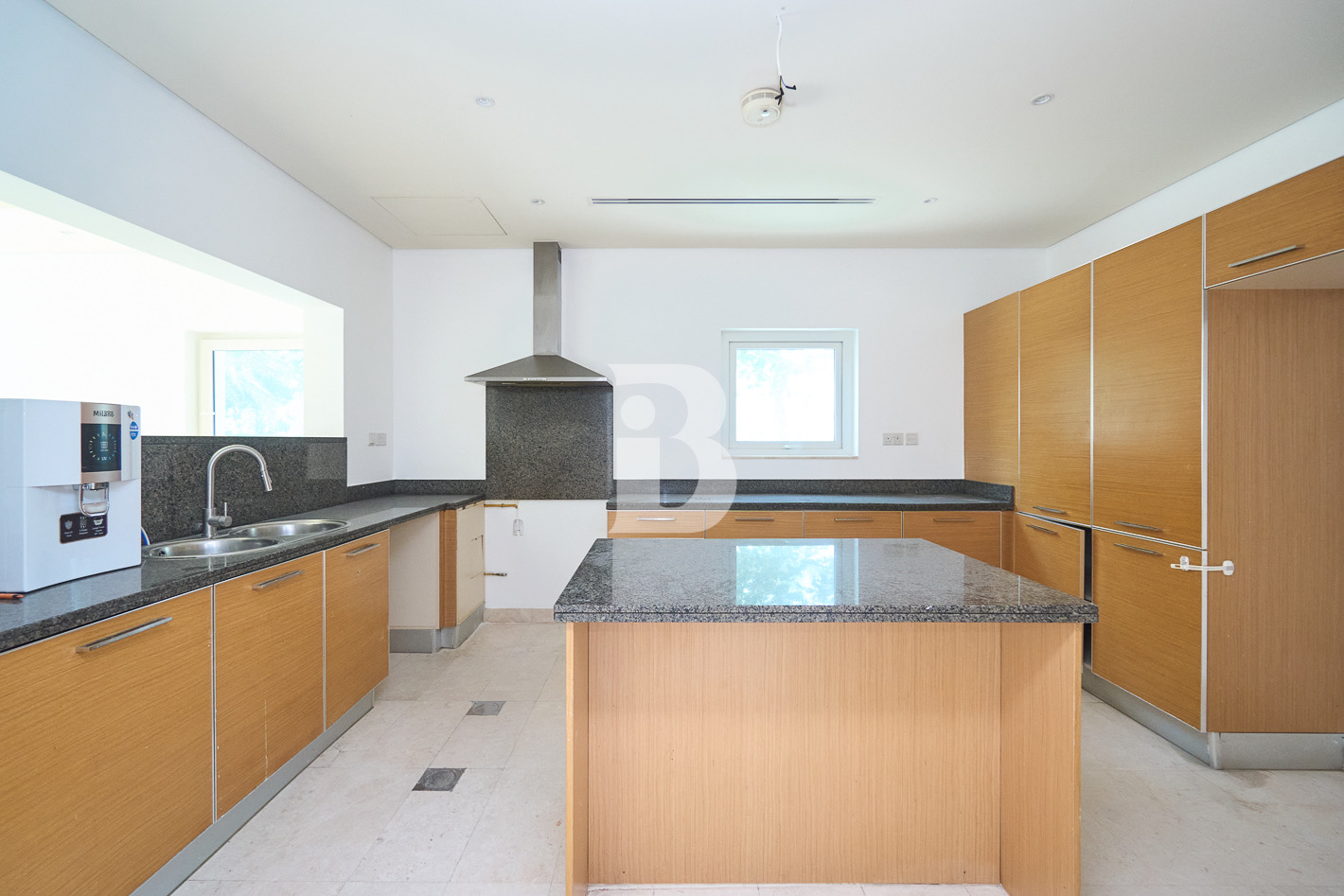 Vastu | Opposite Park | Negotiable