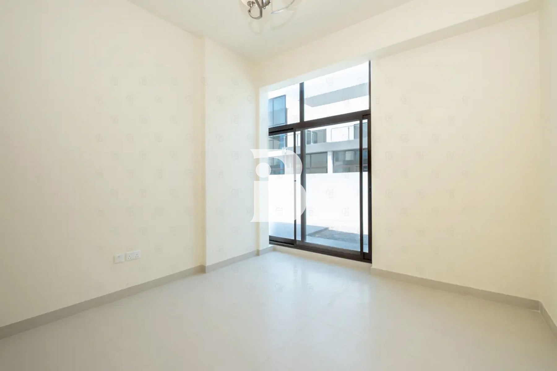 Ideal Price| Newly rented| Family community