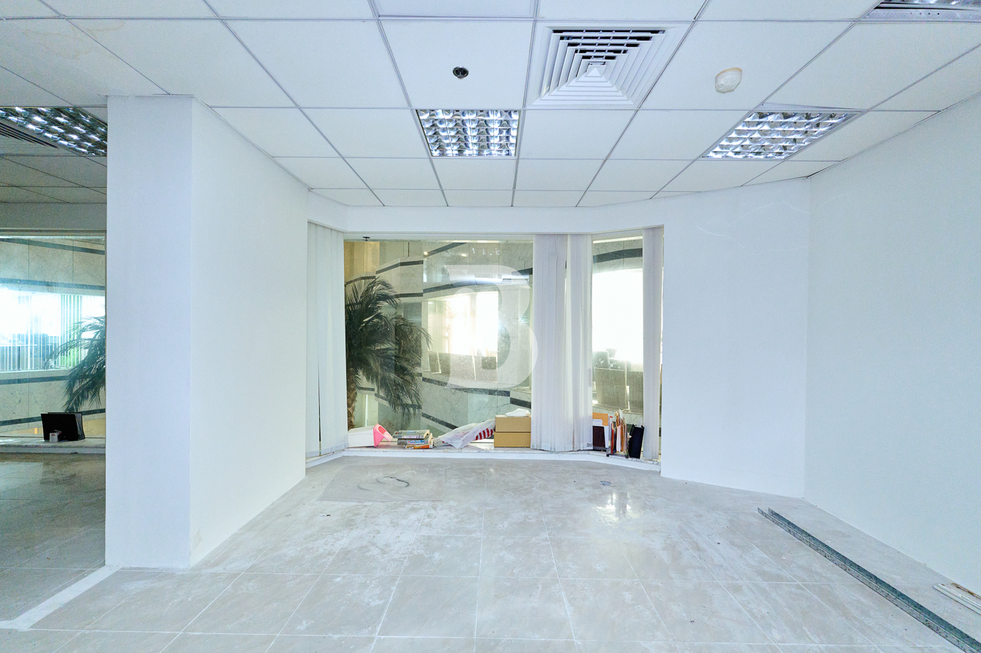 PRIME LOCATION | AMAZING UNIT | CLOSE TO METRO