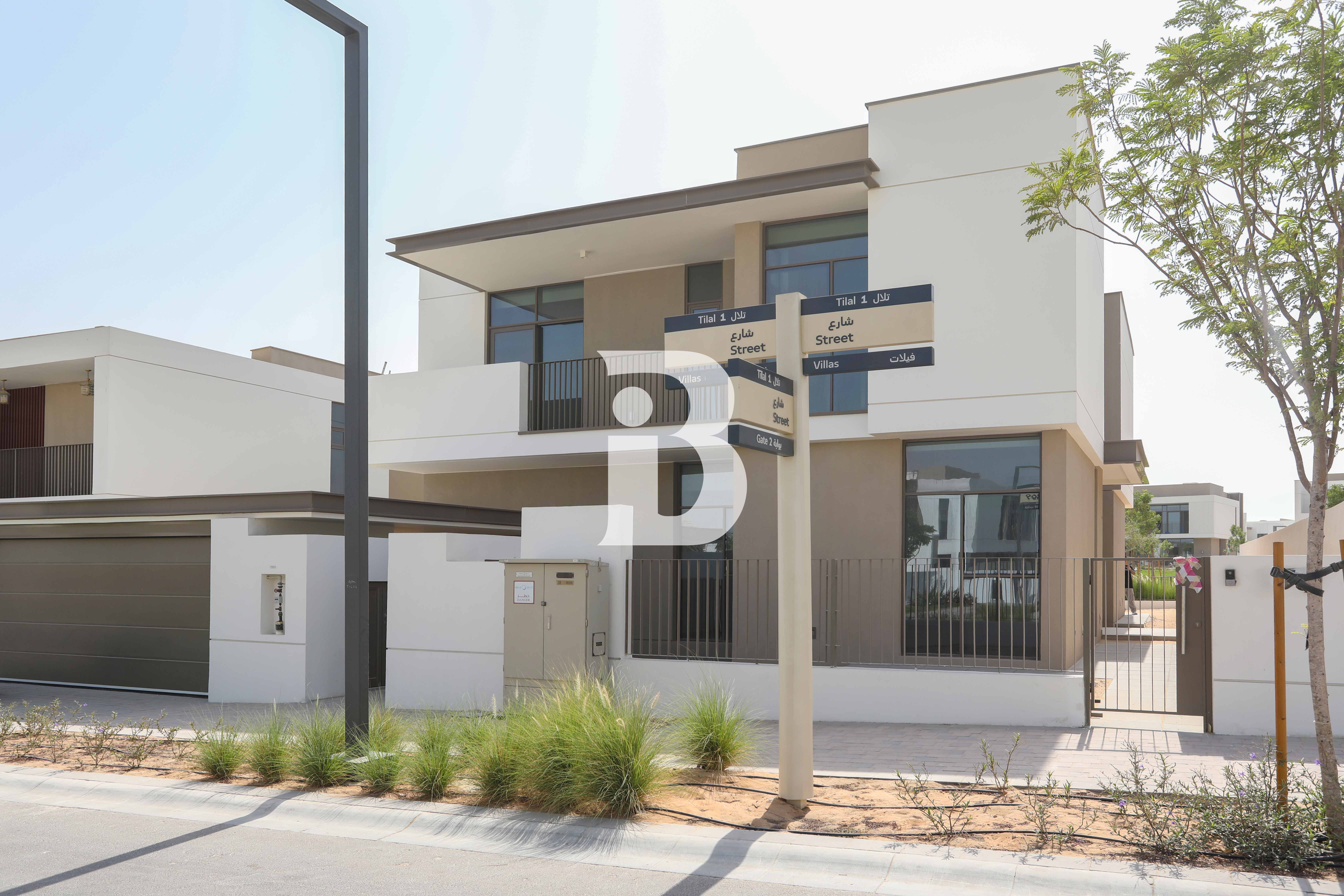 UNIQUE LAYOUT | FACING AMENITIES | VASTU