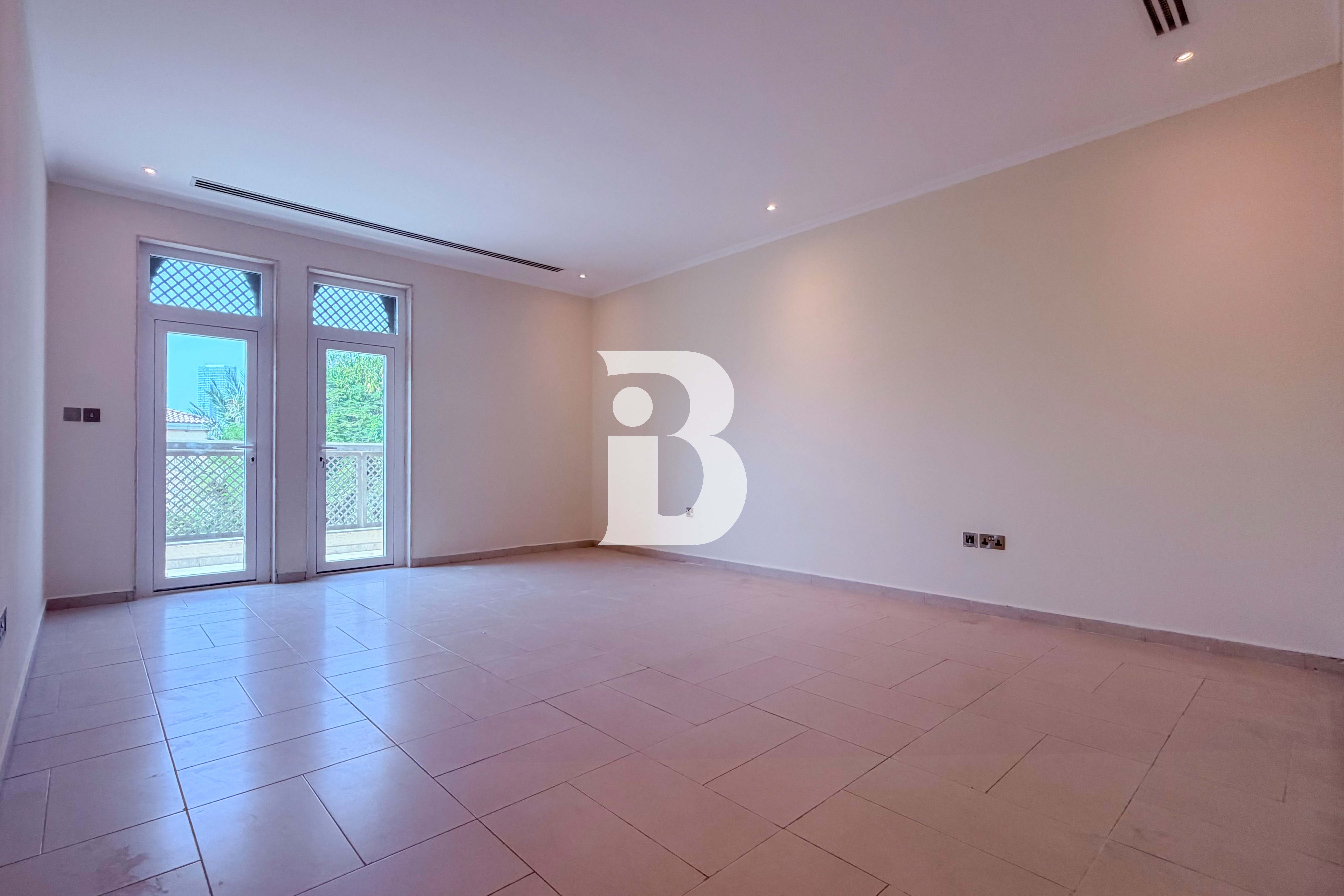 Close to park | Vastu | Immaculate condition
